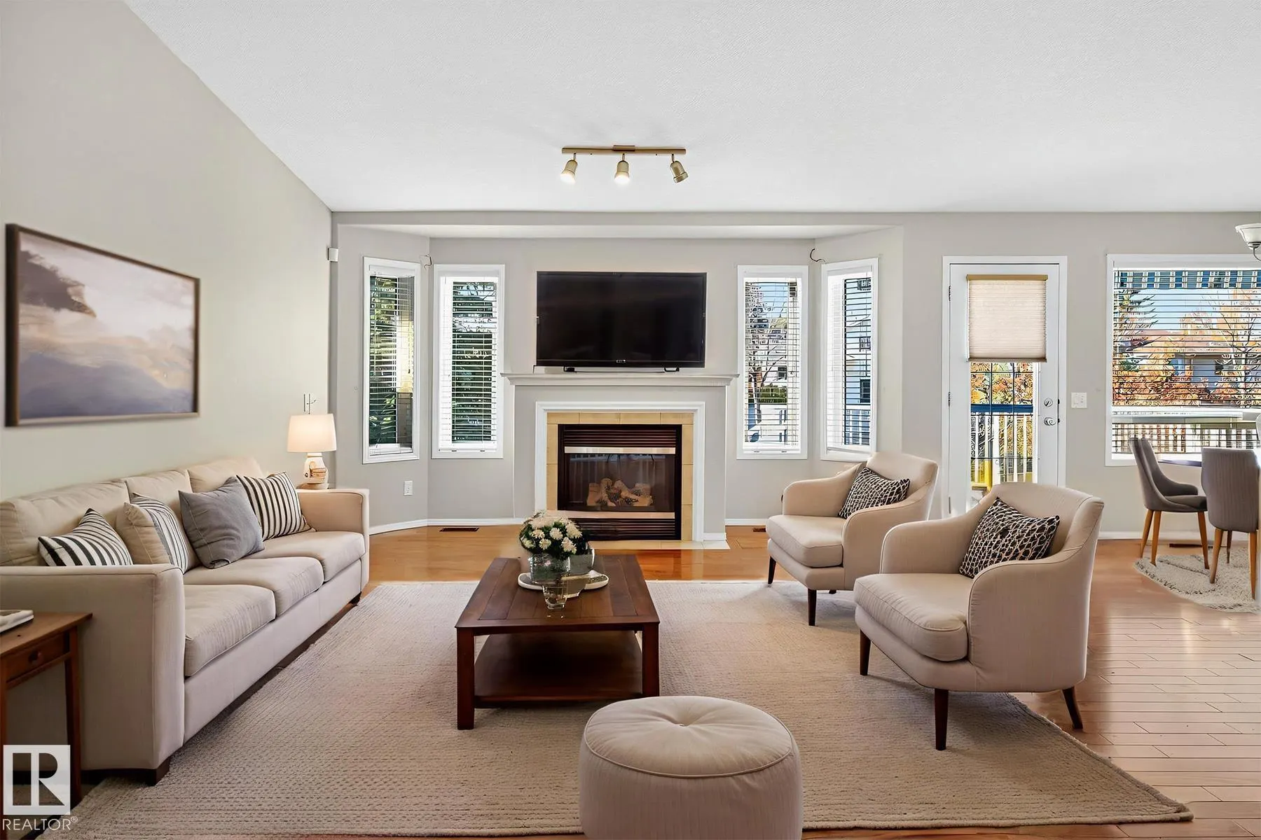 9 DECHENE Road