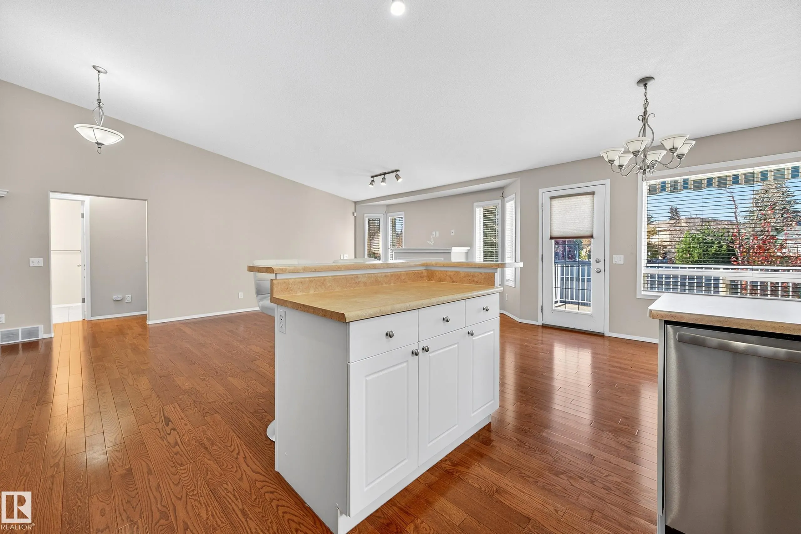 9 DECHENE Road