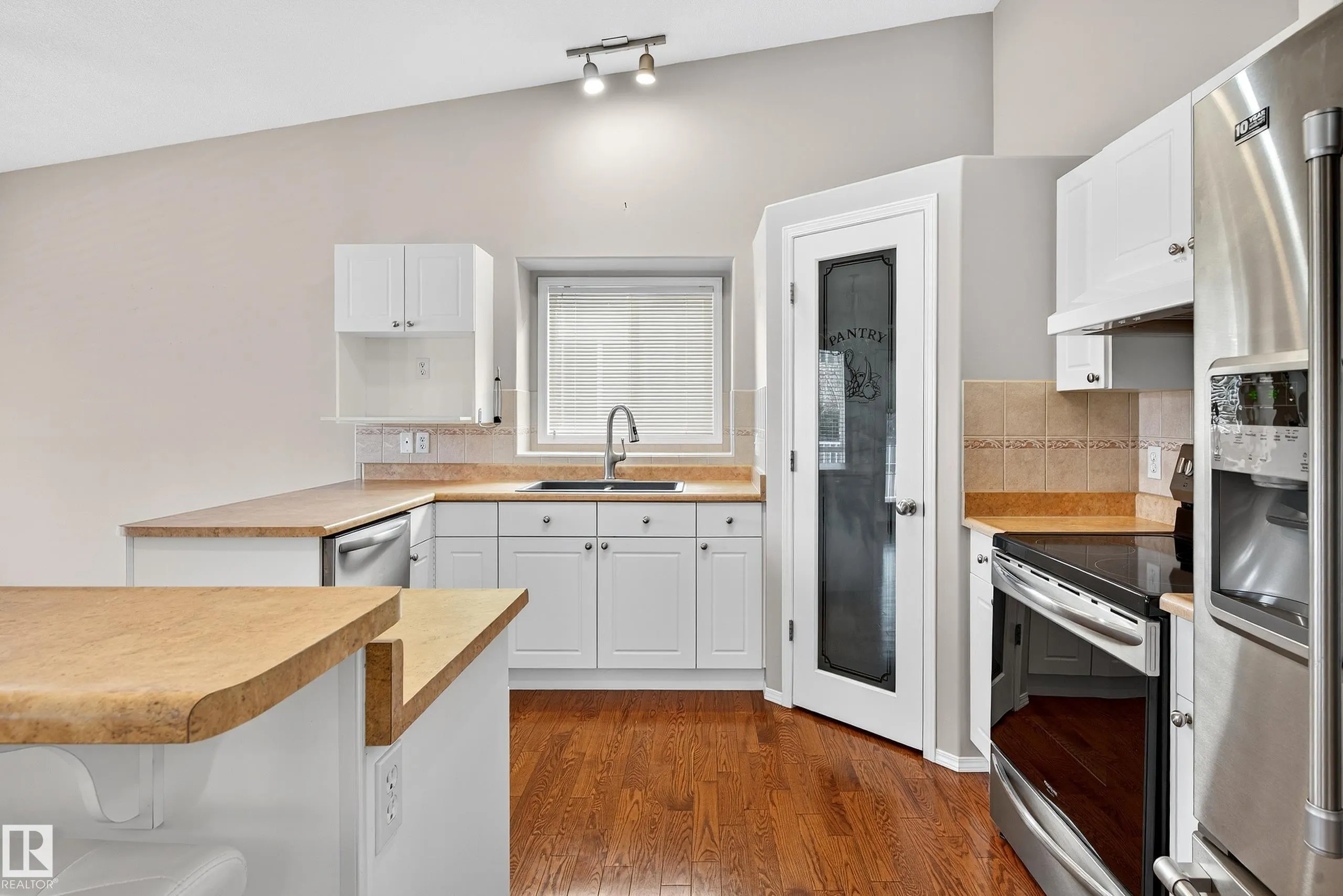 9 DECHENE Road