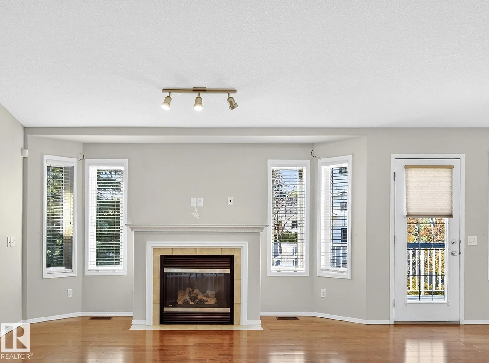 9 DECHENE Road