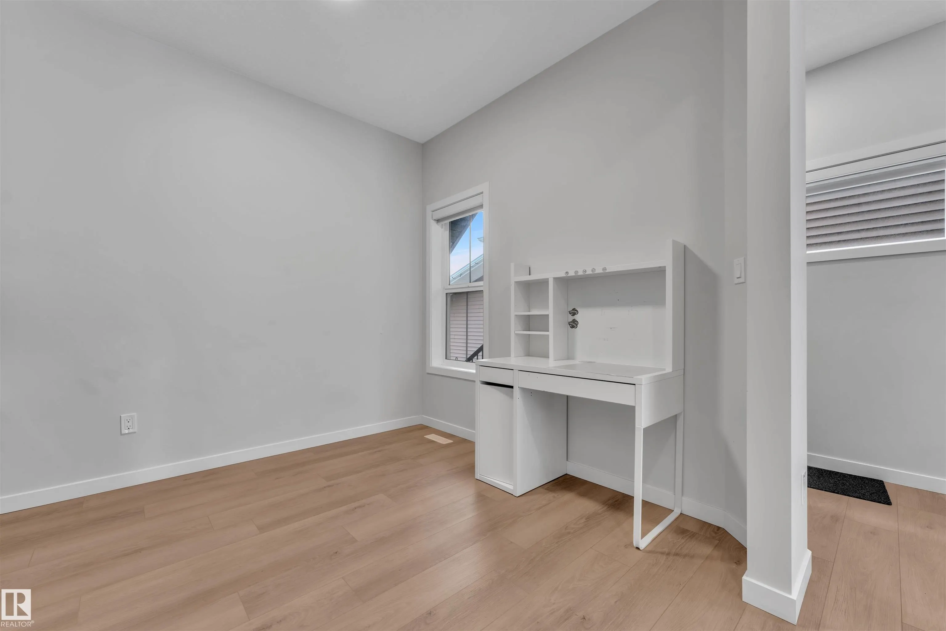 226 ORCHARDS Boulevard