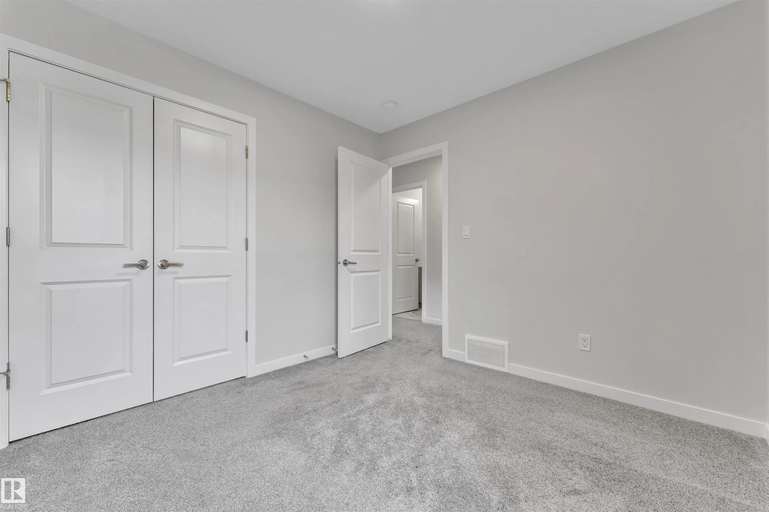 226 ORCHARDS Boulevard