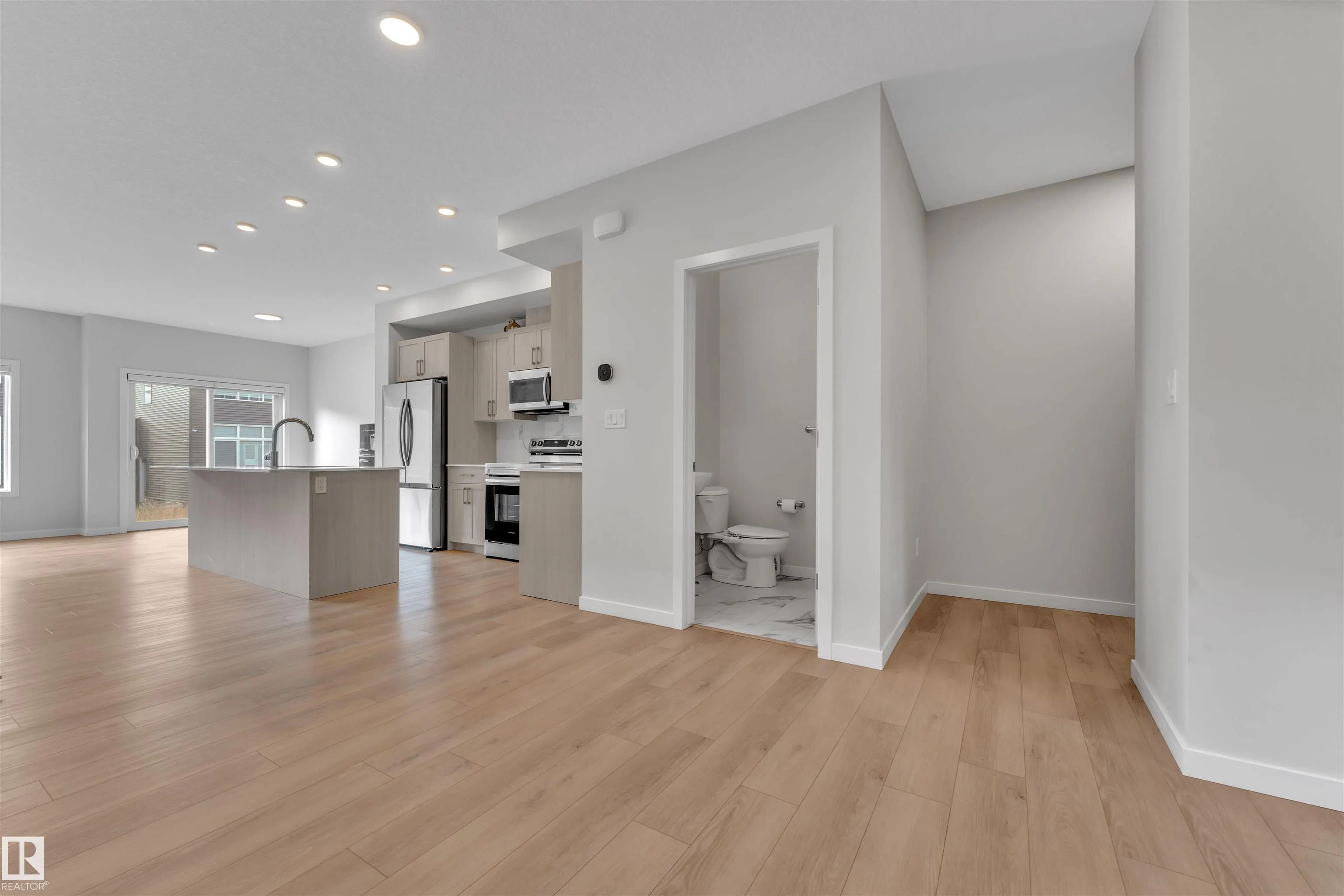 226 ORCHARDS Boulevard