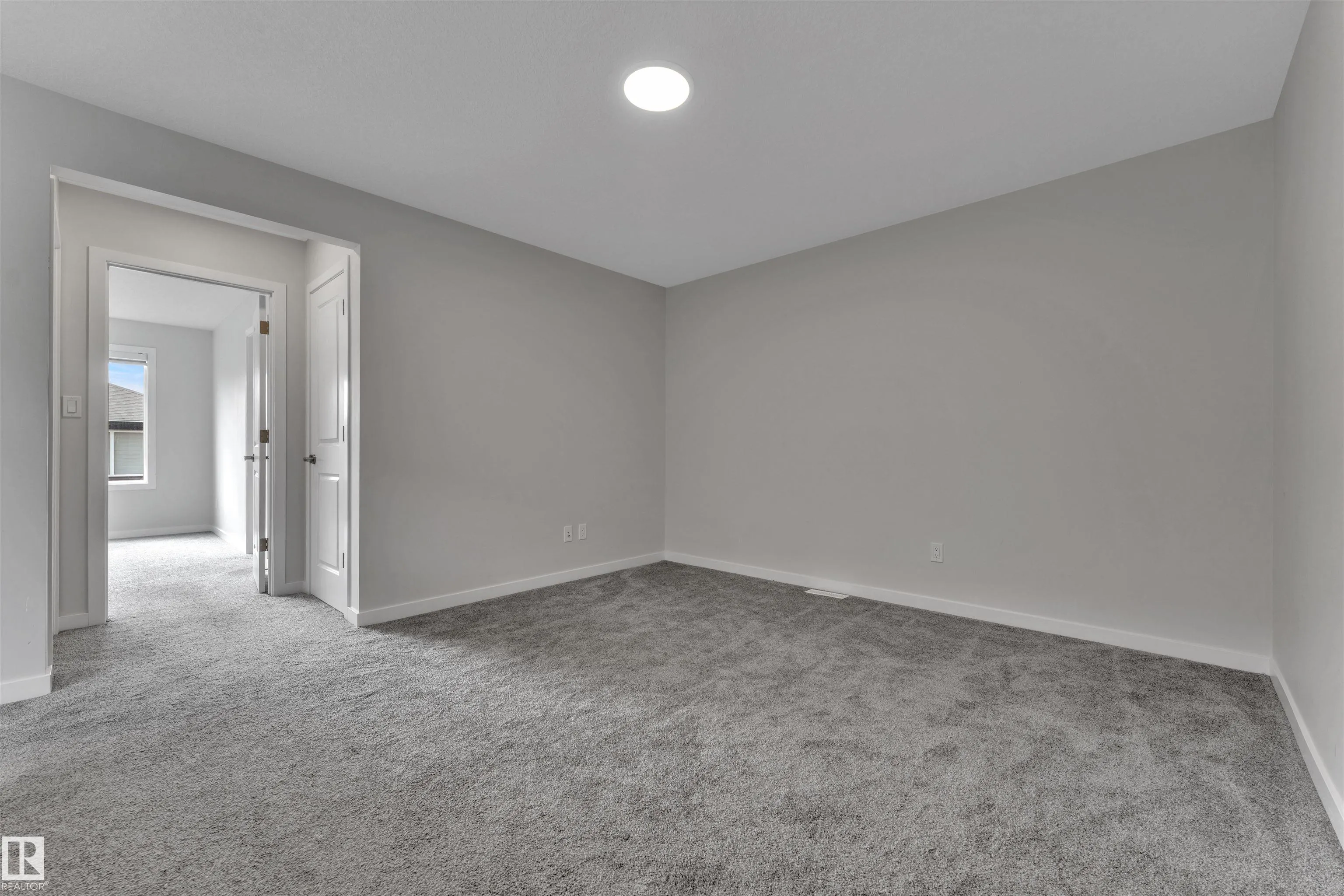 226 ORCHARDS Boulevard