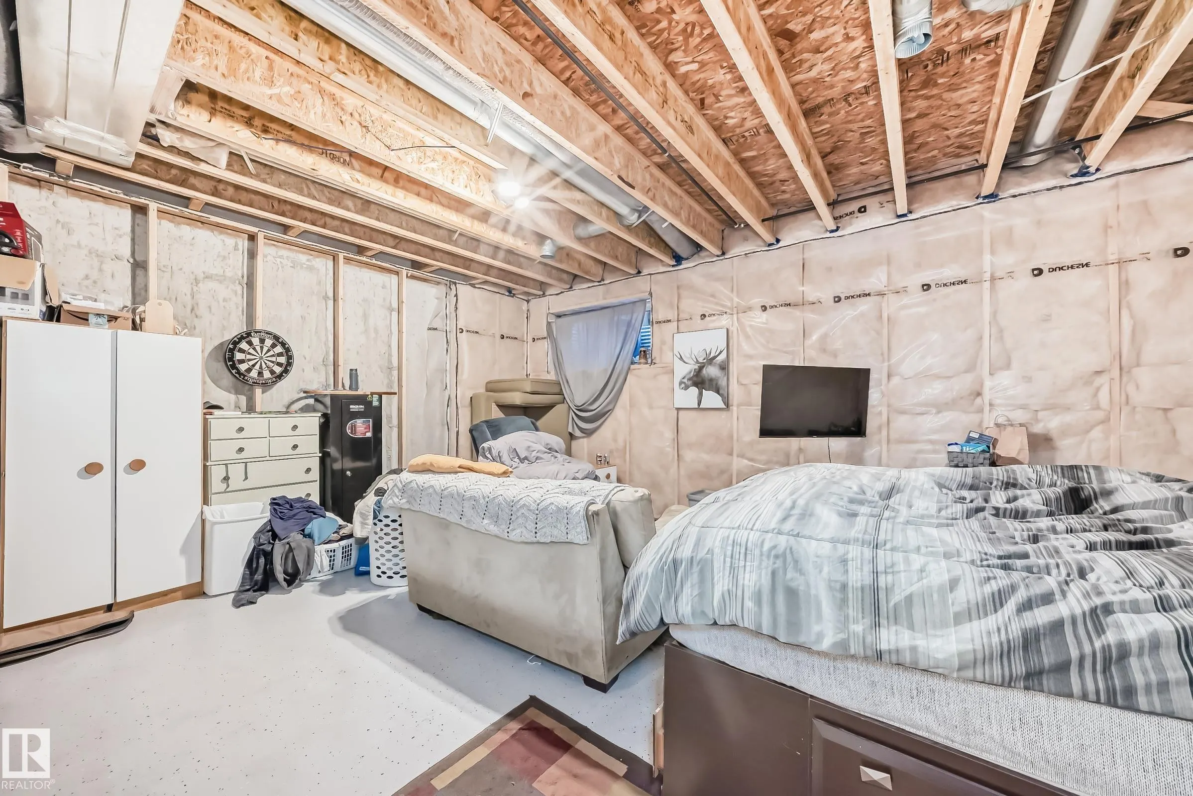 104 WILLOW Link