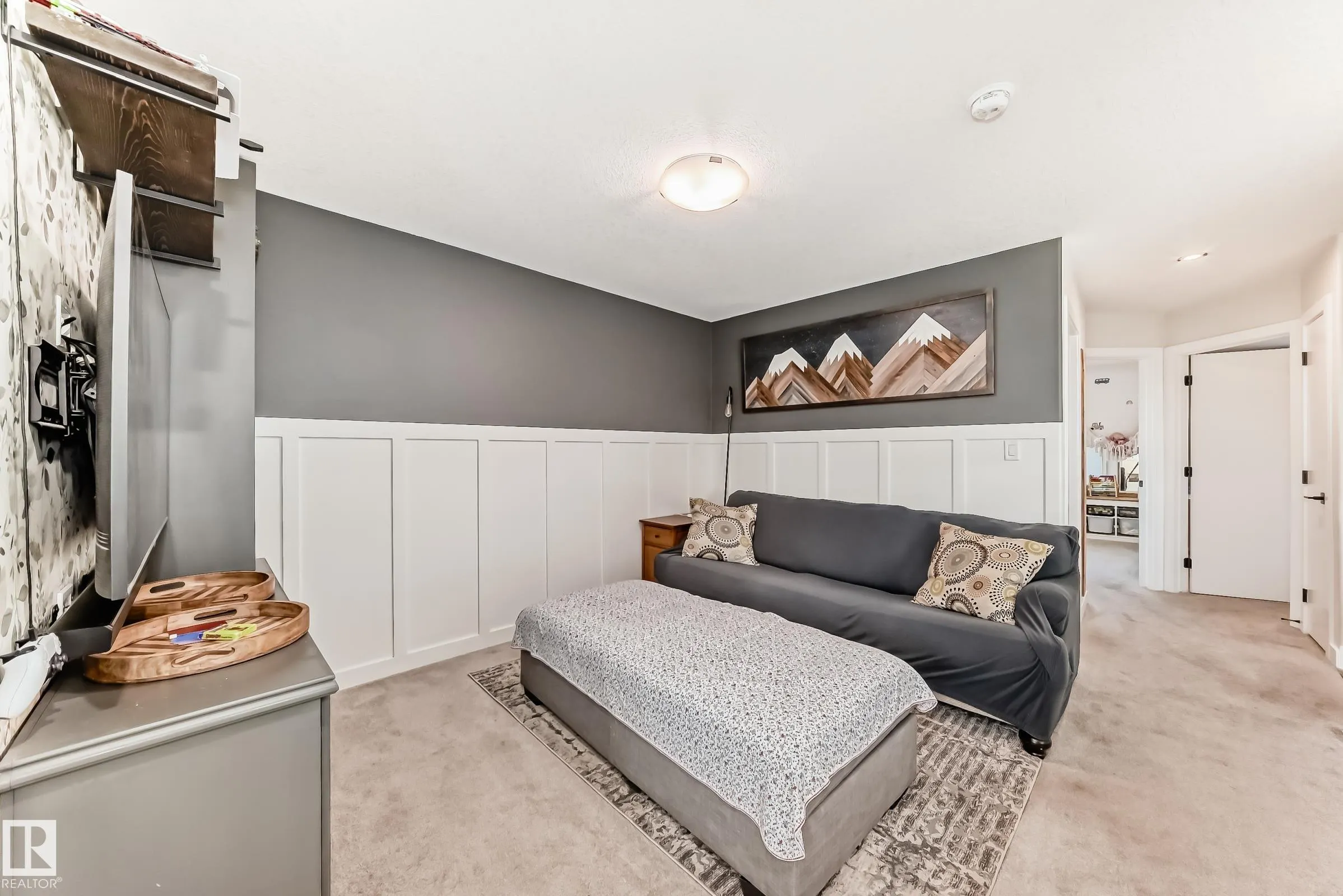 104 WILLOW Link