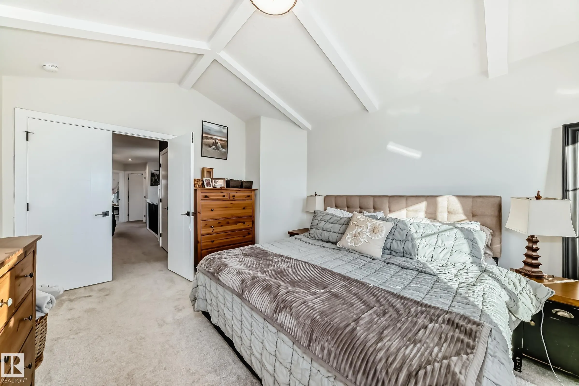 104 WILLOW Link