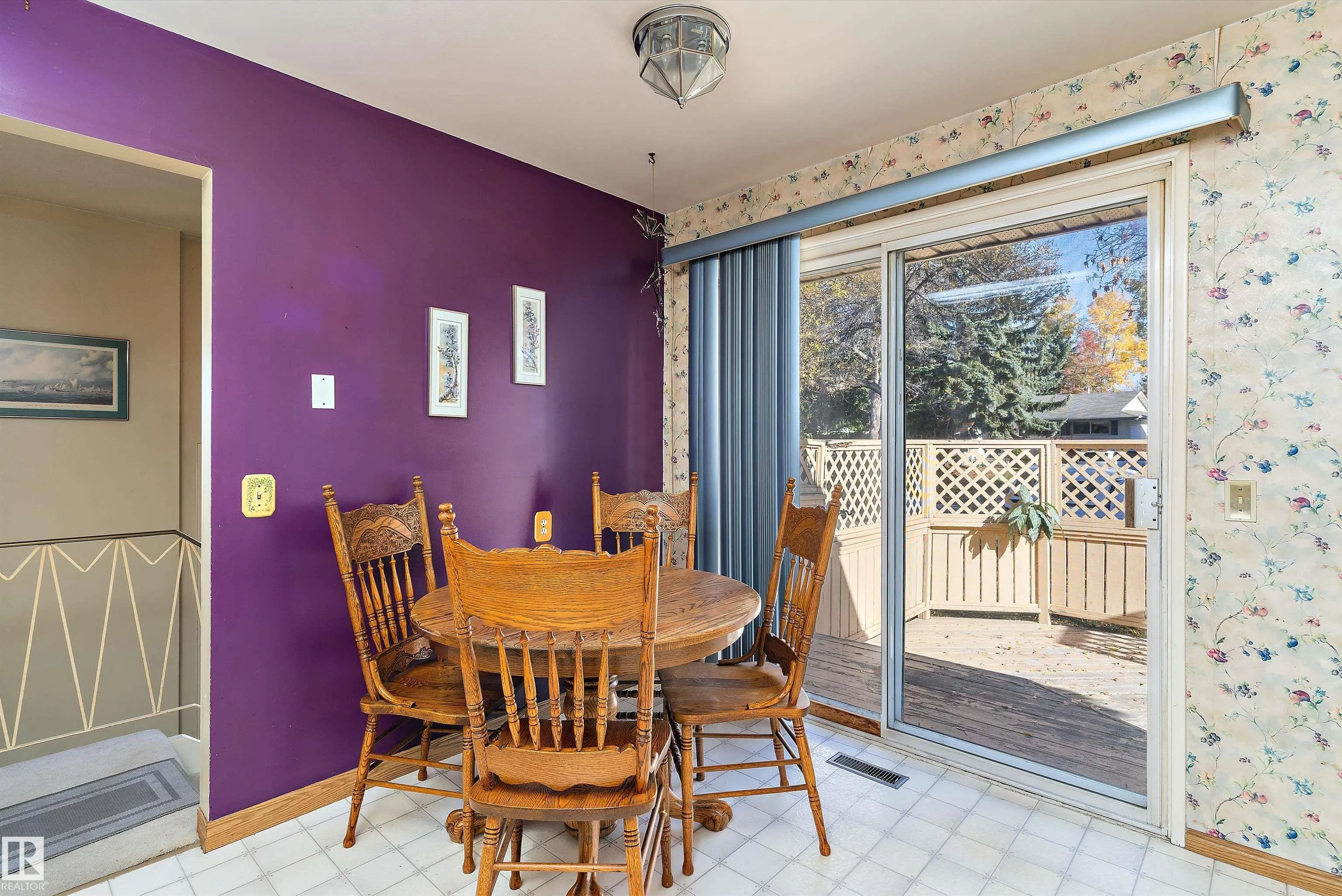 2 GREENBRIER Crescent
