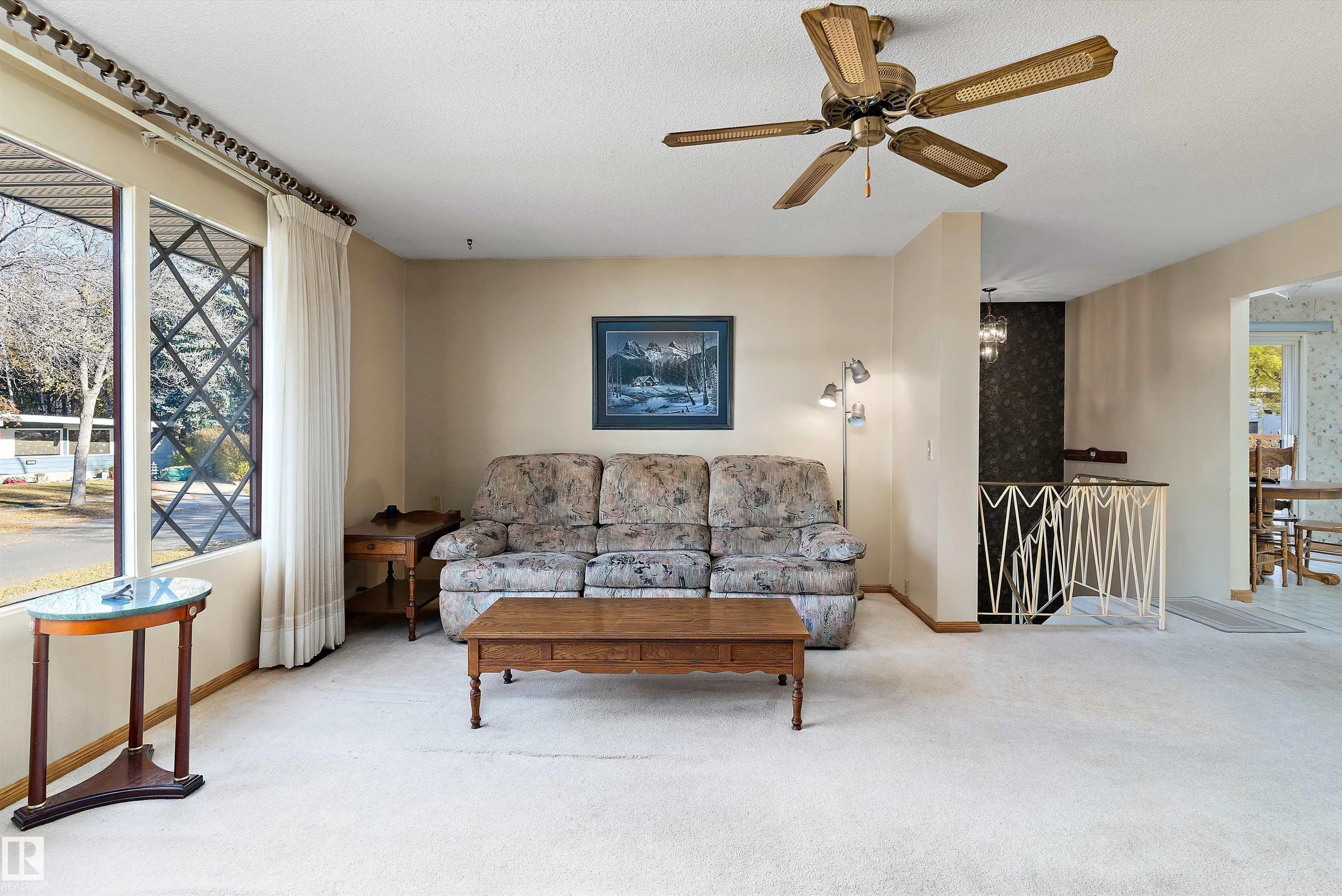 2 GREENBRIER Crescent