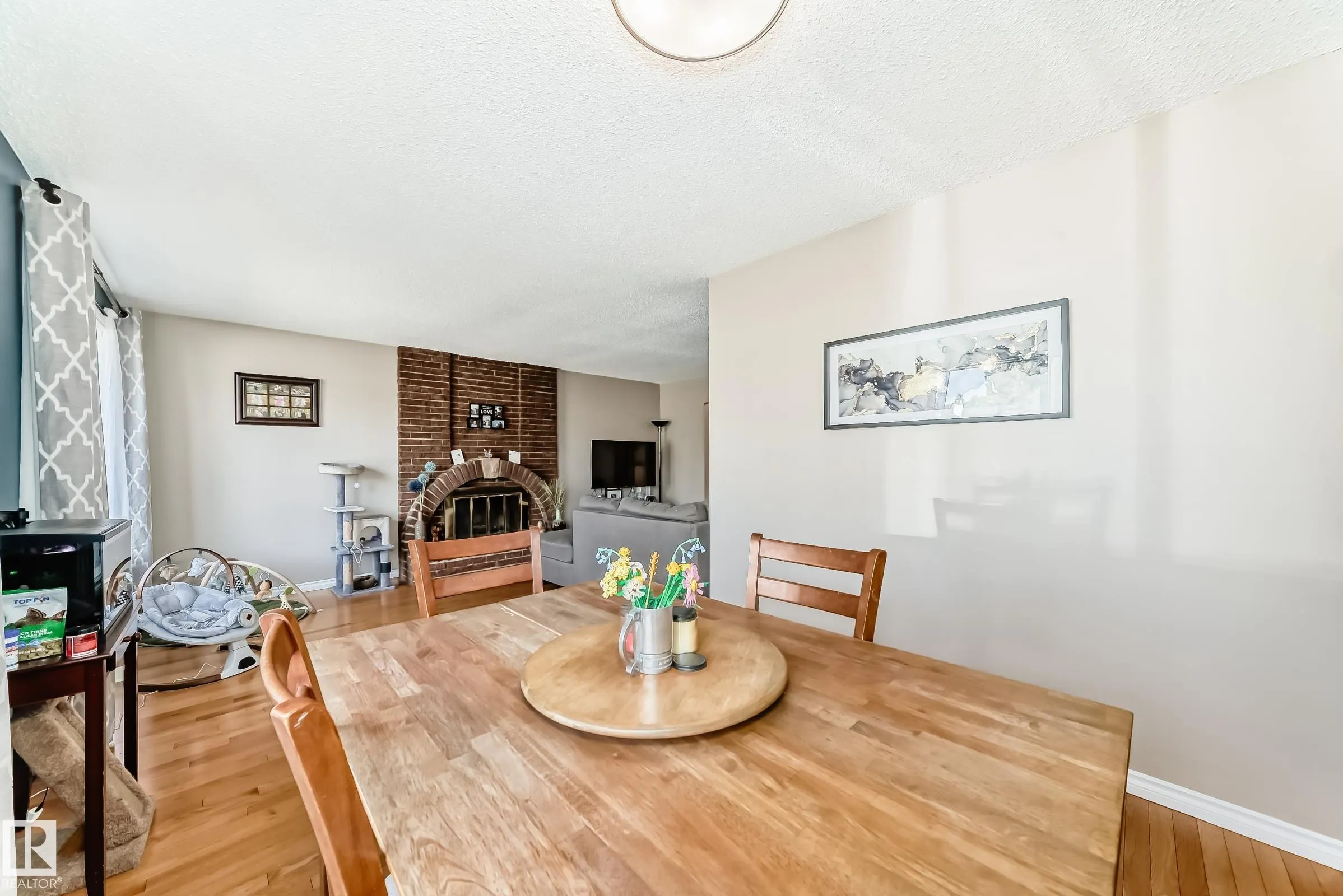 43 GROVELAND Road