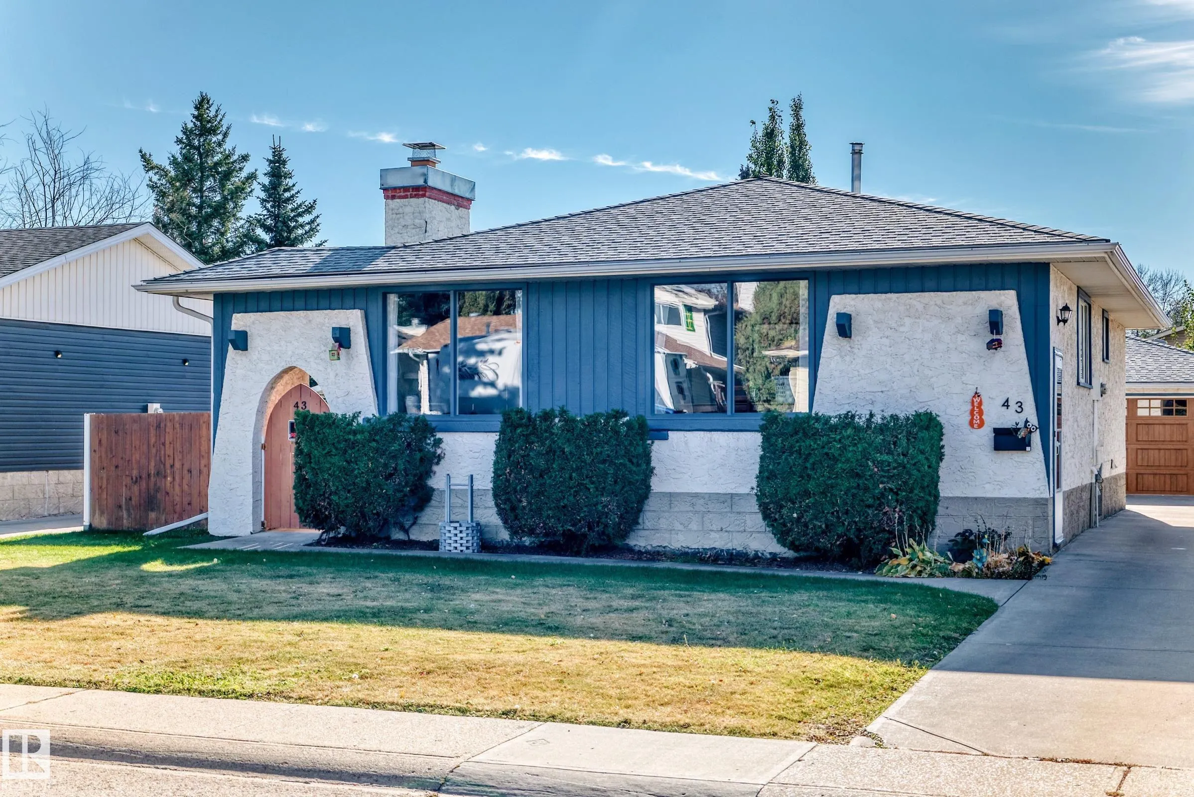 43 GROVELAND Road