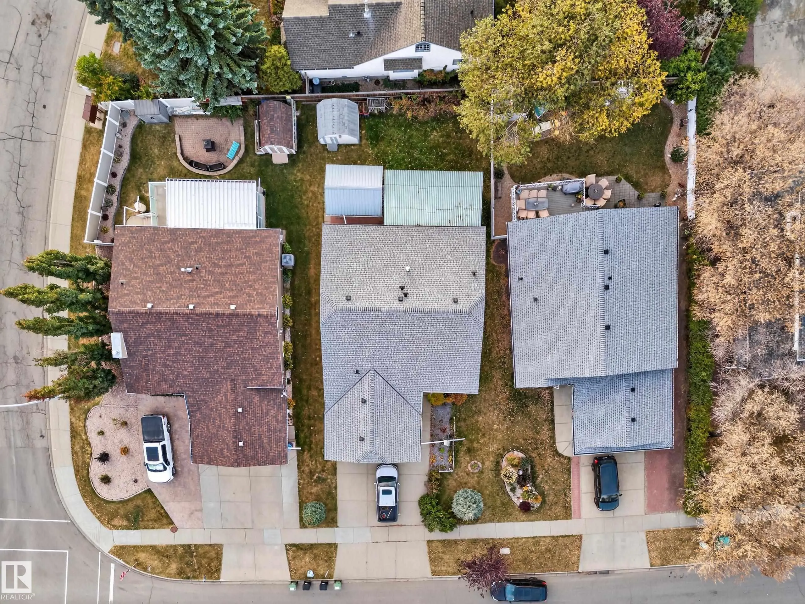 10 ALTON DR