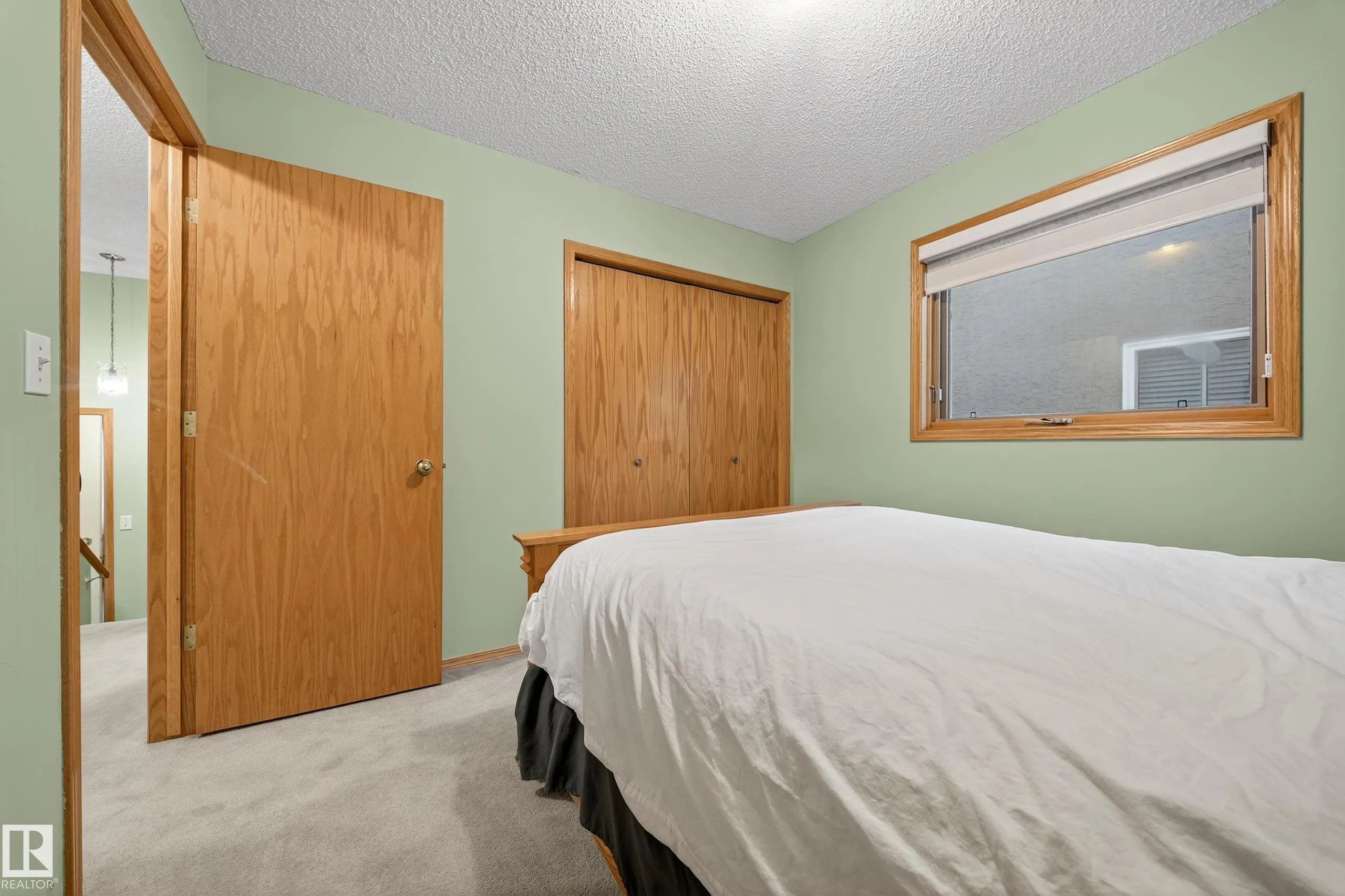 10 ALTON DR
