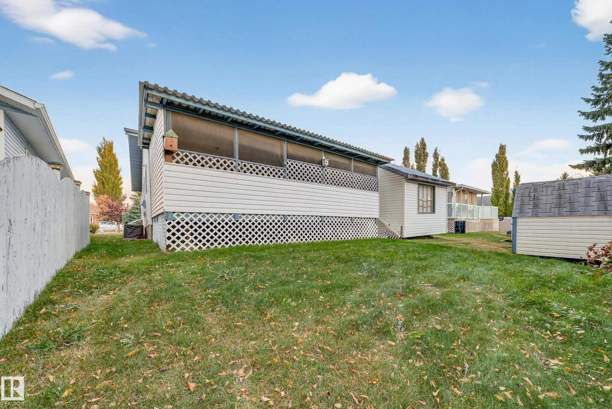 10 ALTON DR