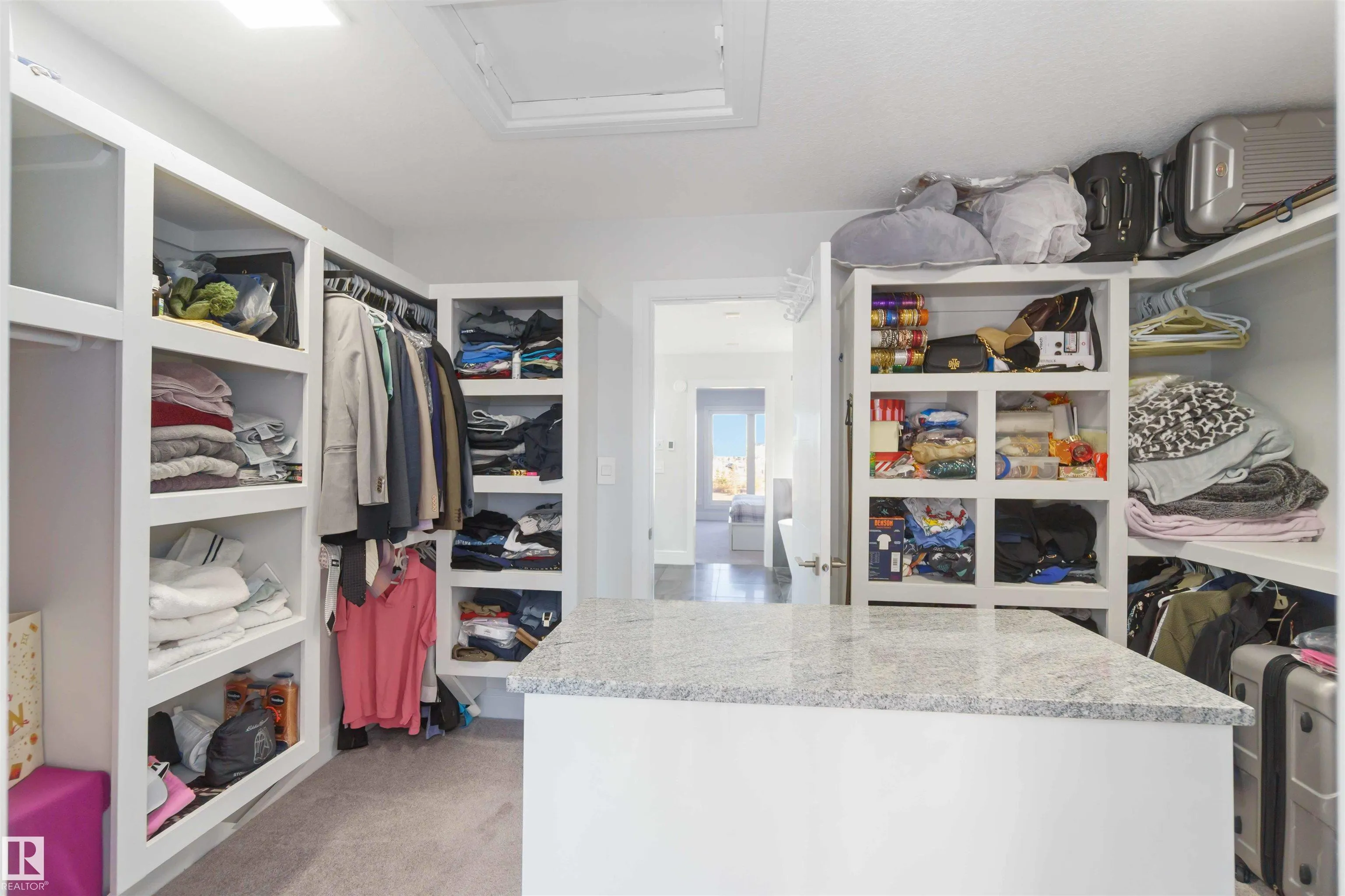 1808 20 Avenue