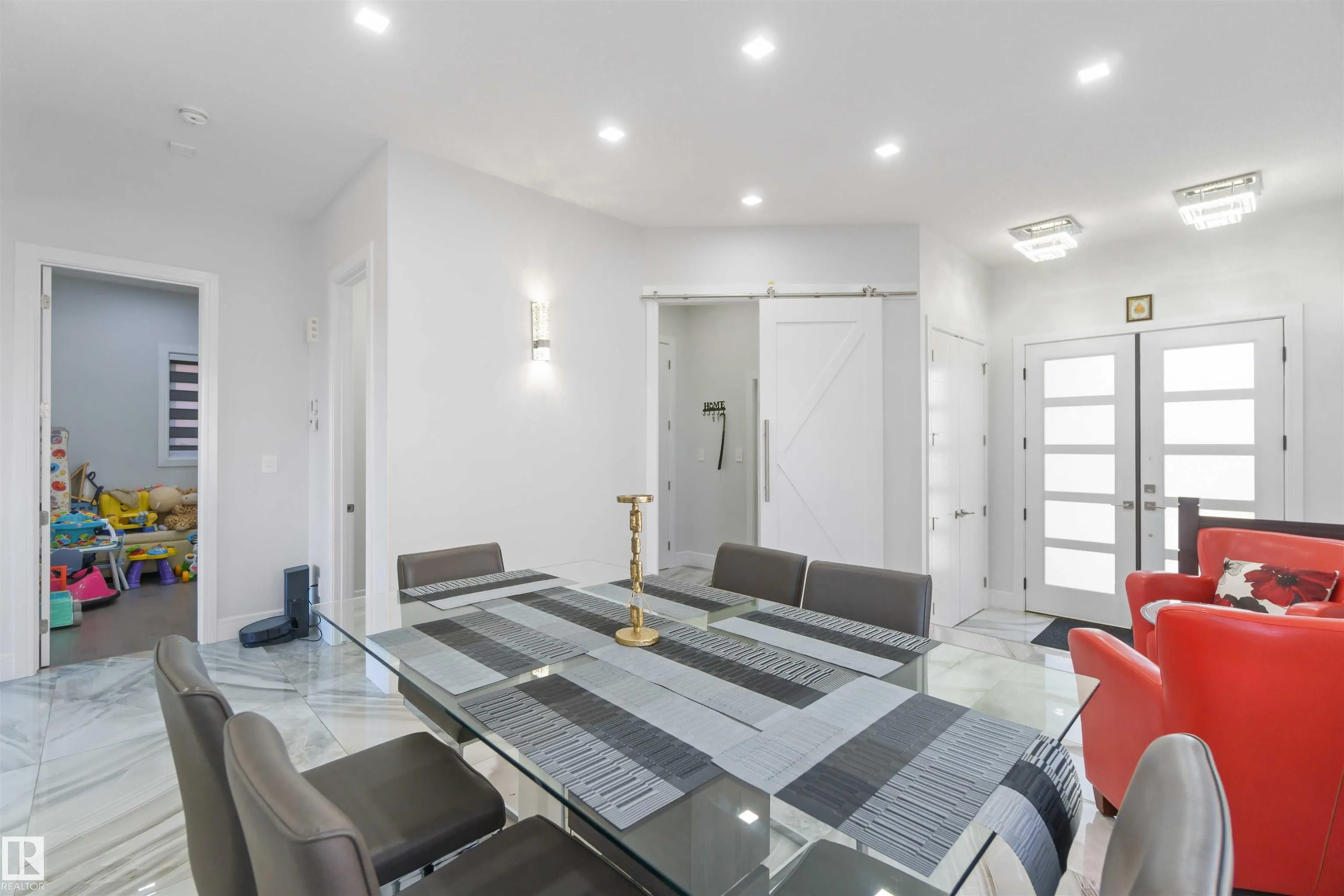 1808 20 Avenue