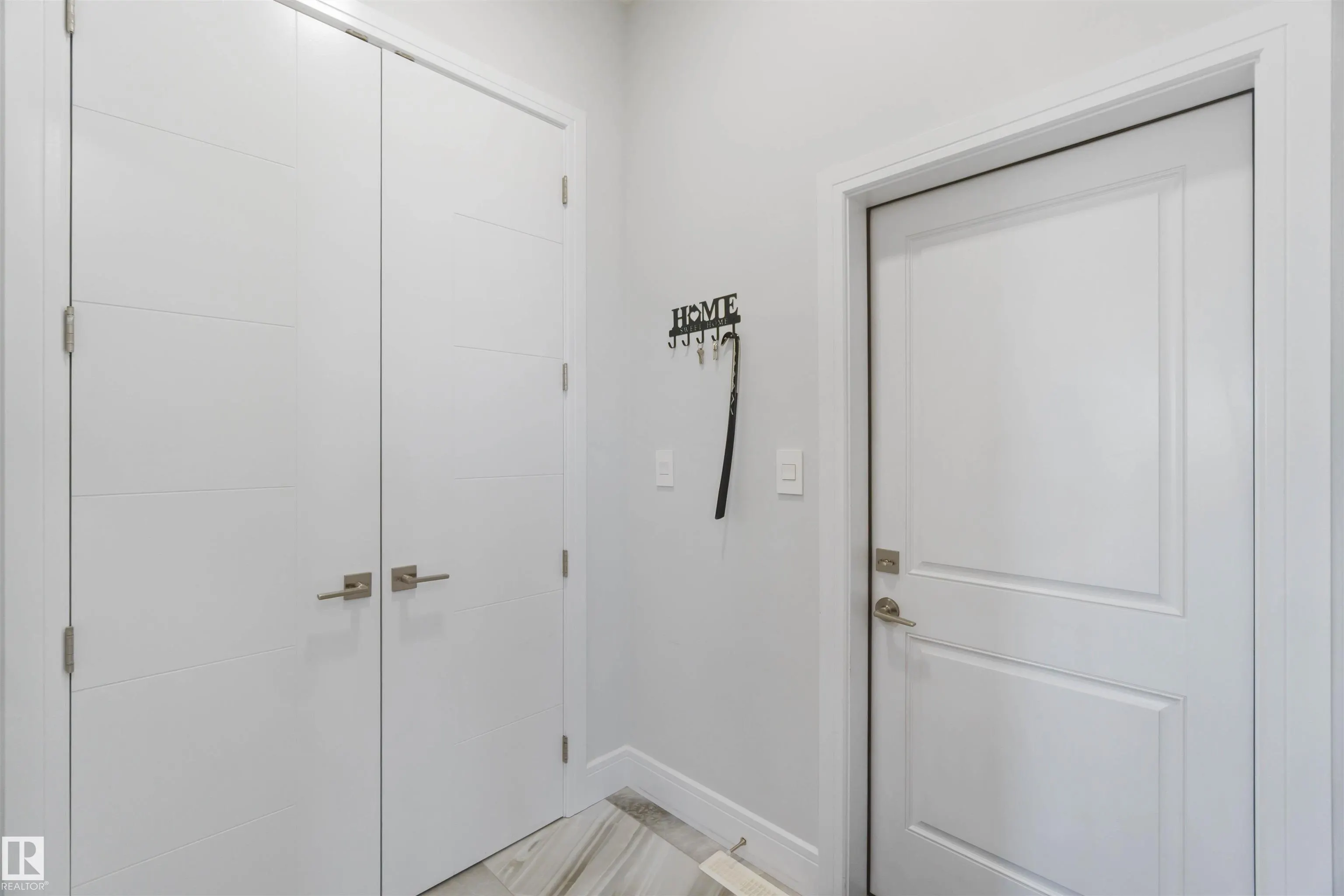 1808 20 Avenue