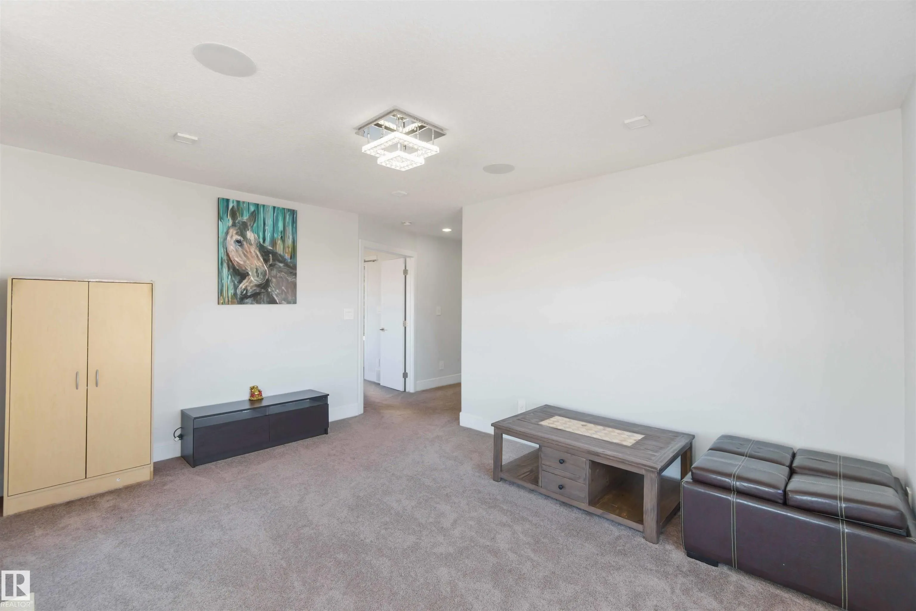 1808 20 Avenue