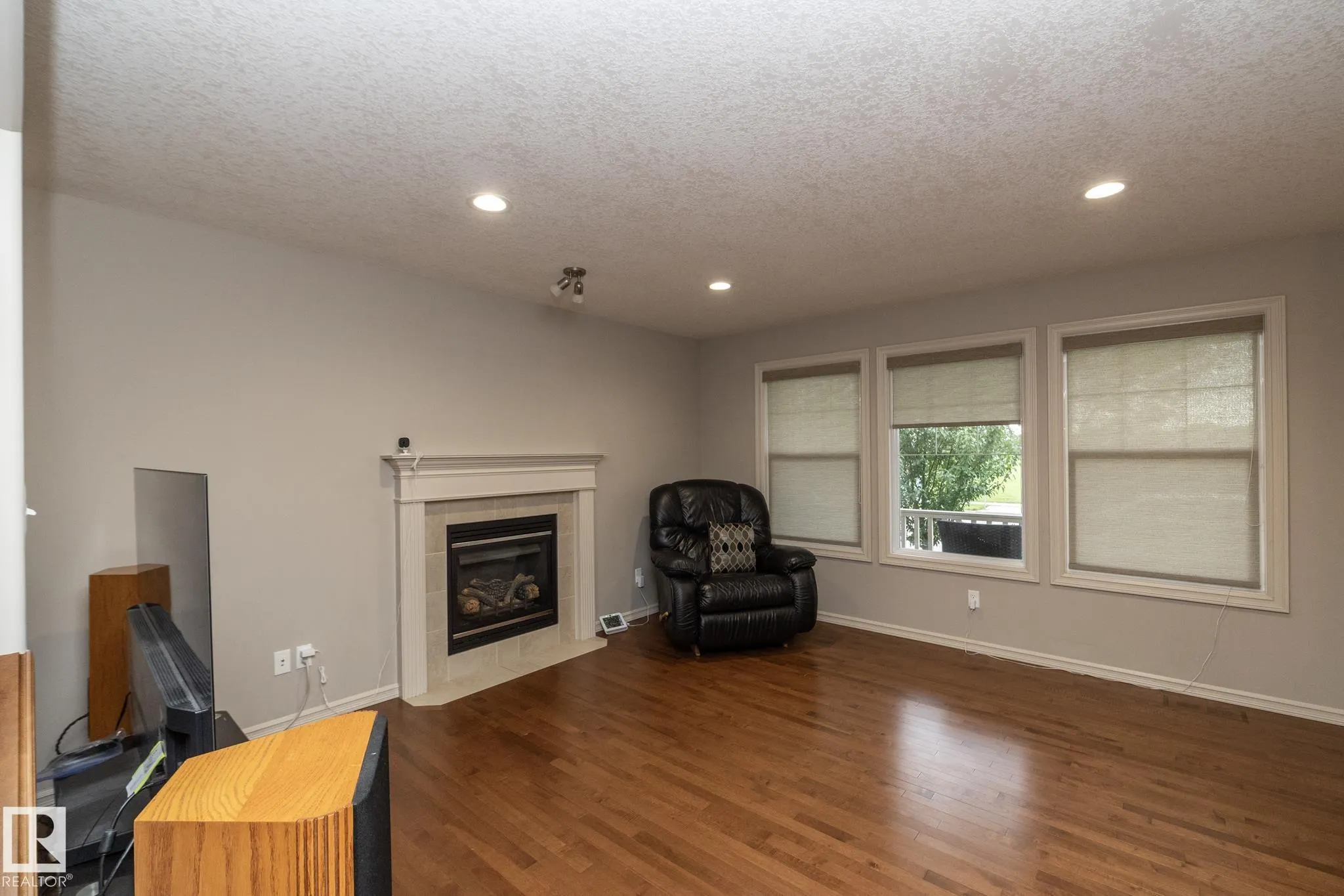 7117 SOUTH TERWILLEGAR Drive