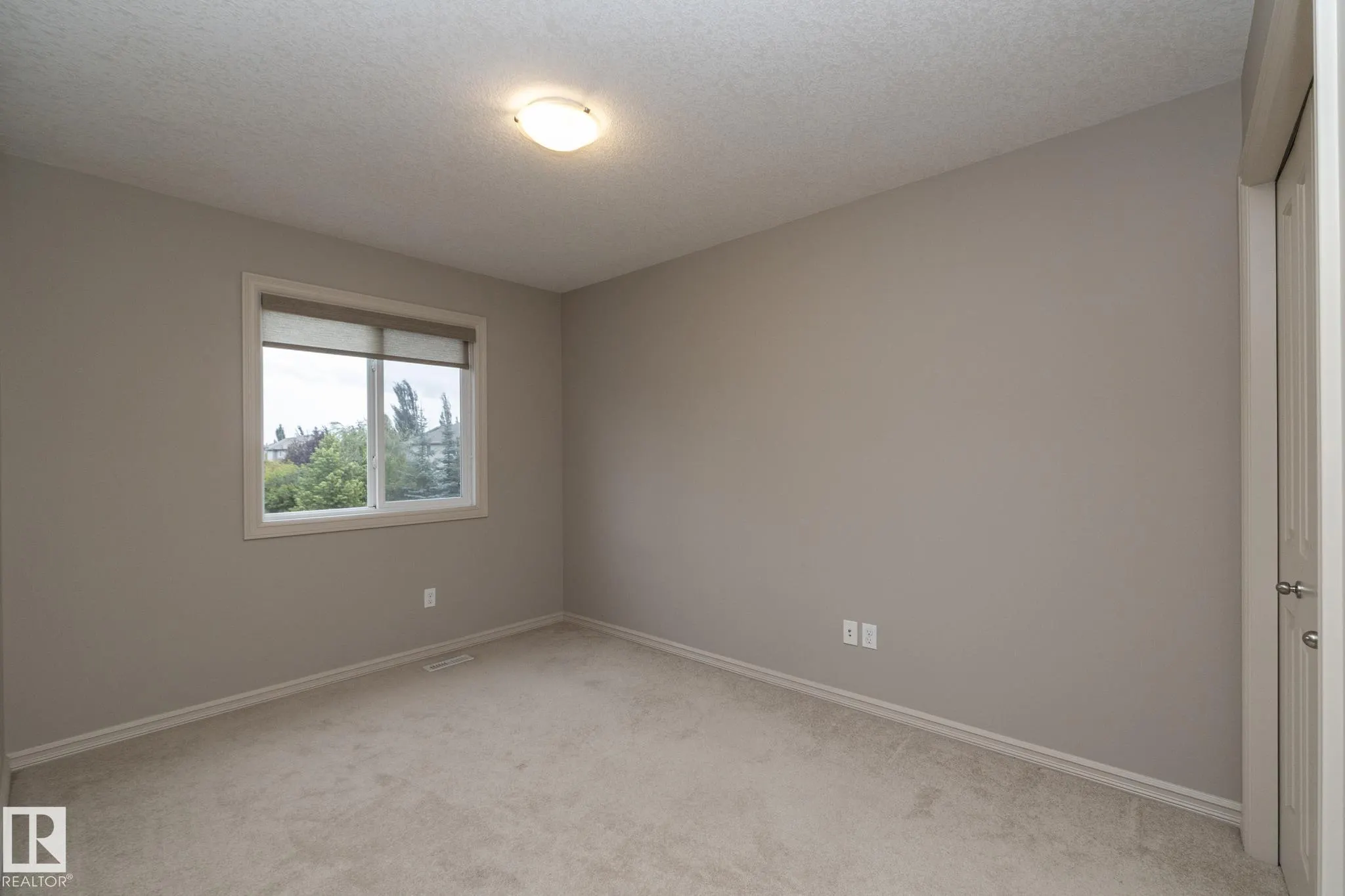 7117 SOUTH TERWILLEGAR Drive