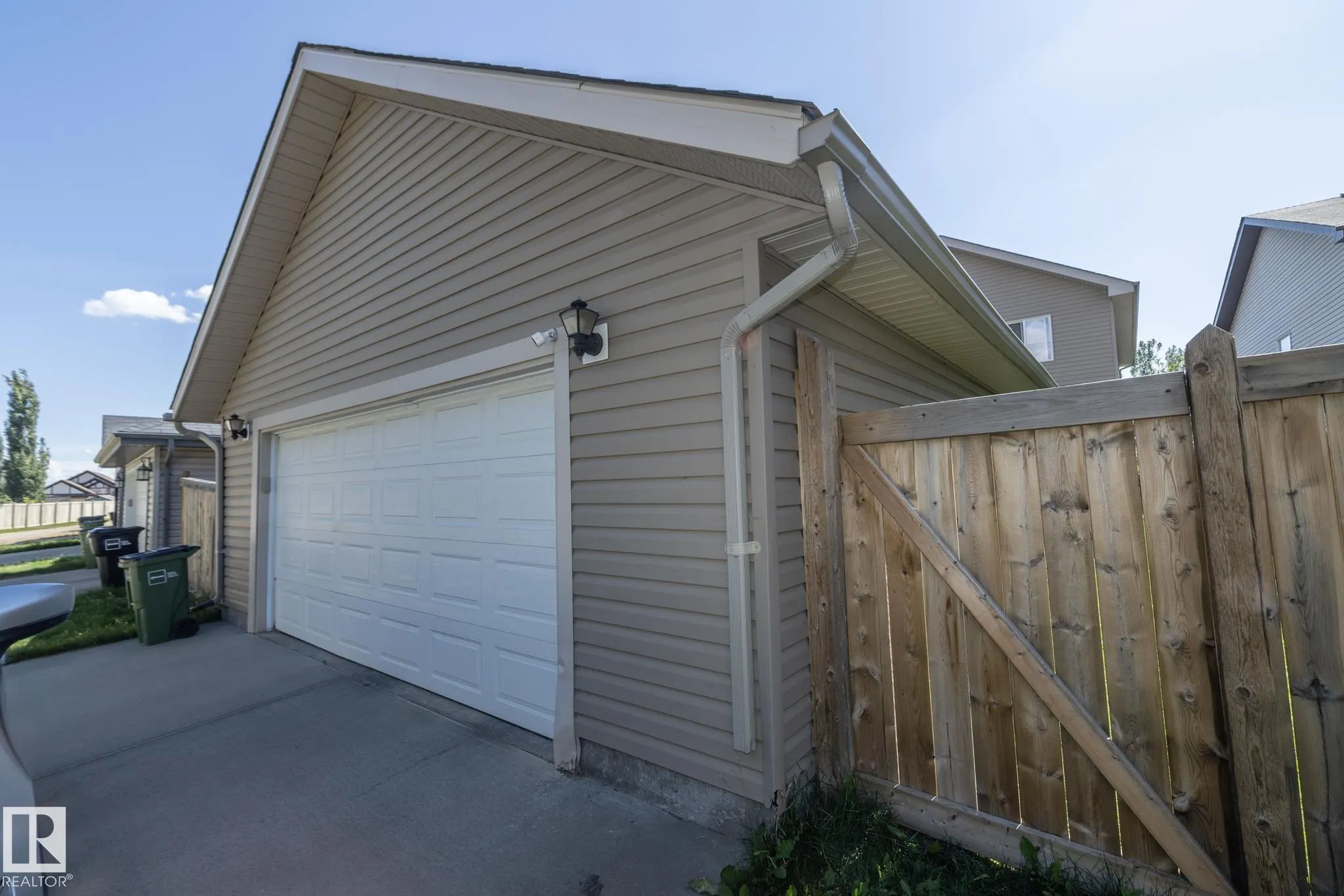 7117 SOUTH TERWILLEGAR Drive