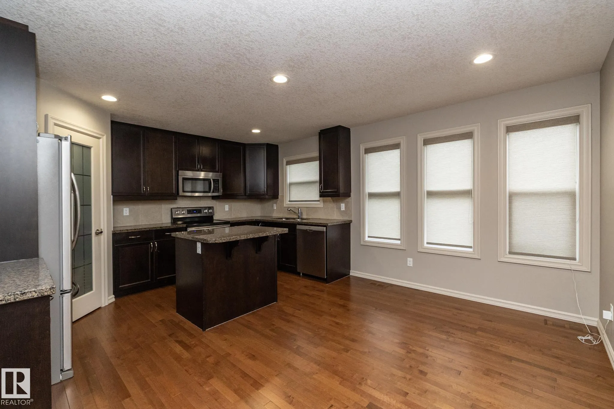 7117 SOUTH TERWILLEGAR Drive