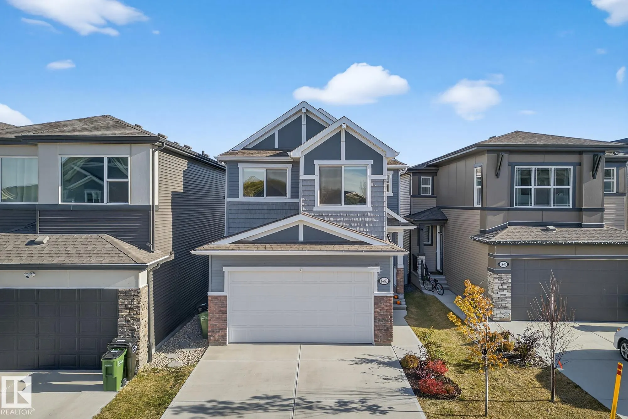 1467 GOODSPEED Lane