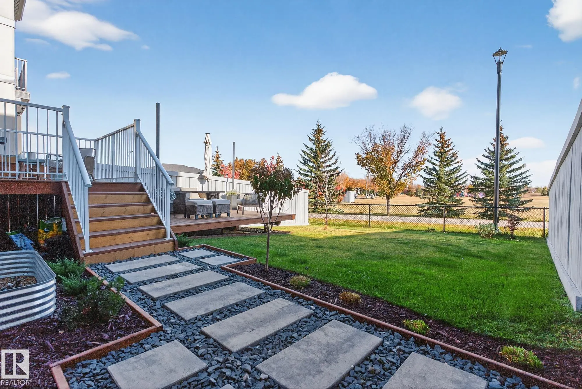 1467 GOODSPEED Lane