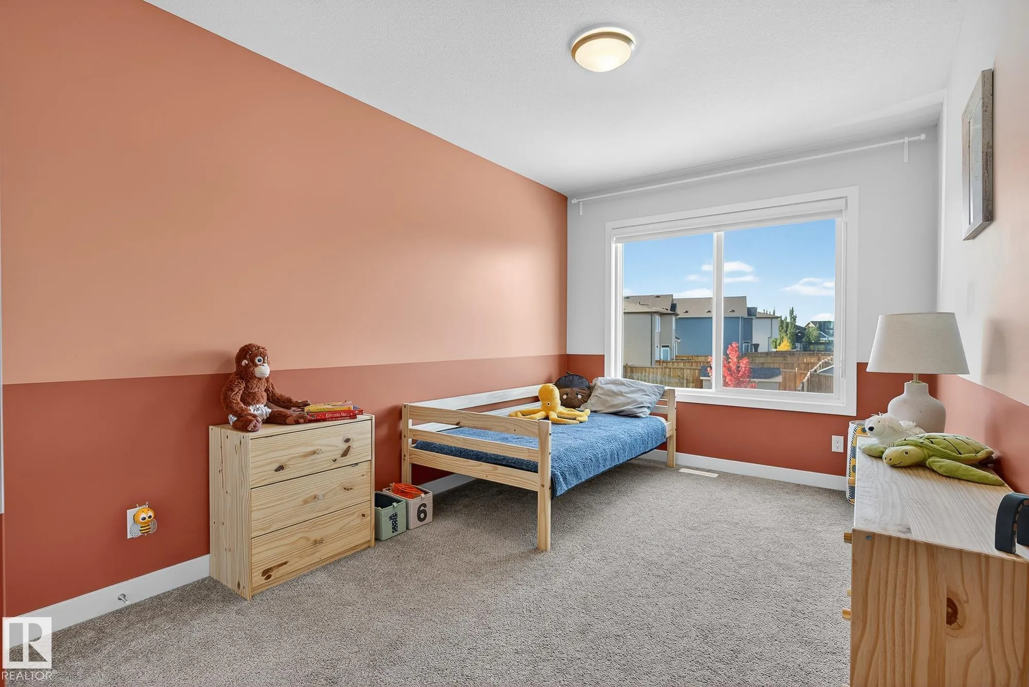 1467 GOODSPEED Lane