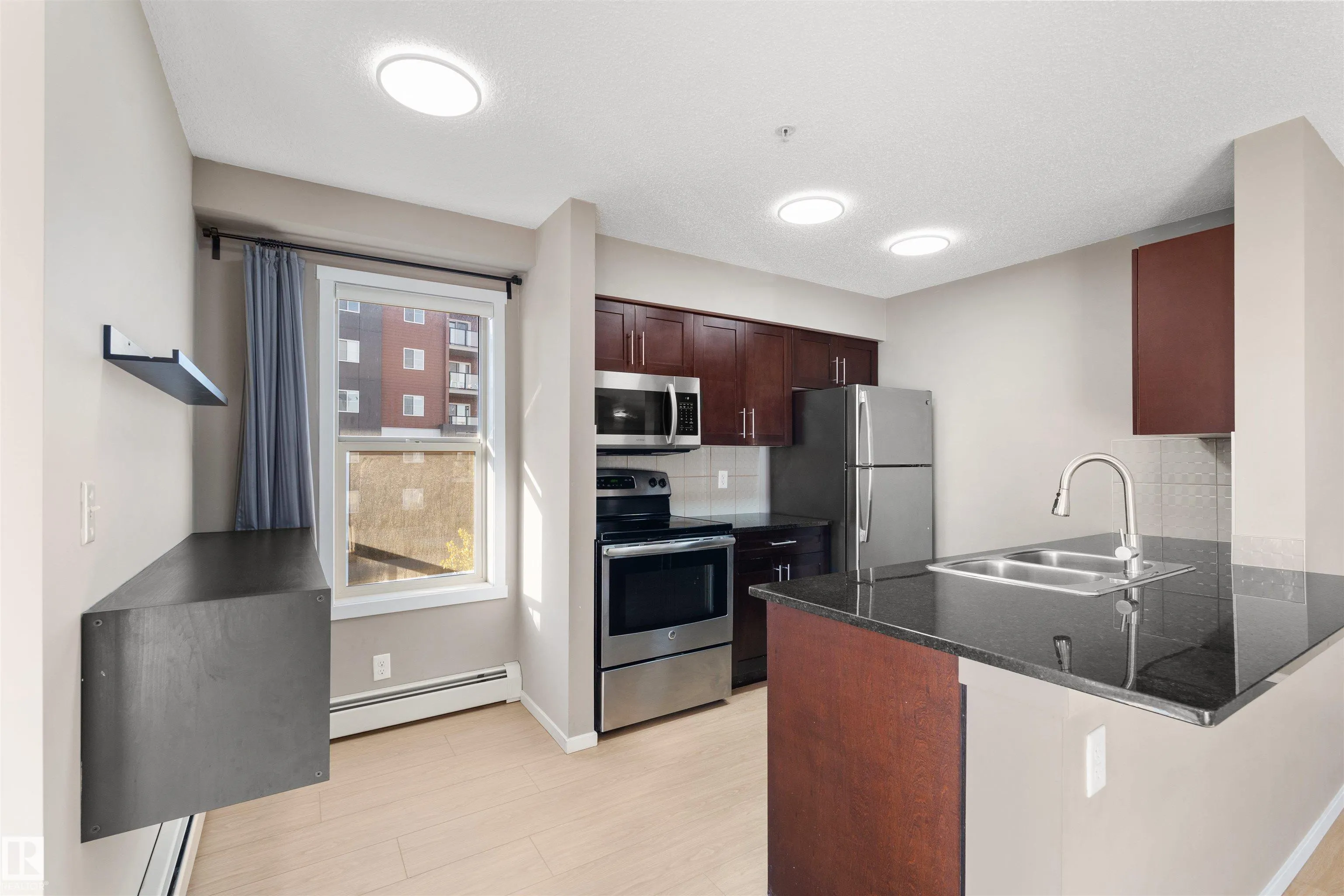 3315 JAMES MOWATT Trail