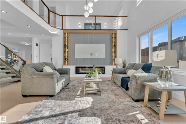 619 FRASER VISTA Vista