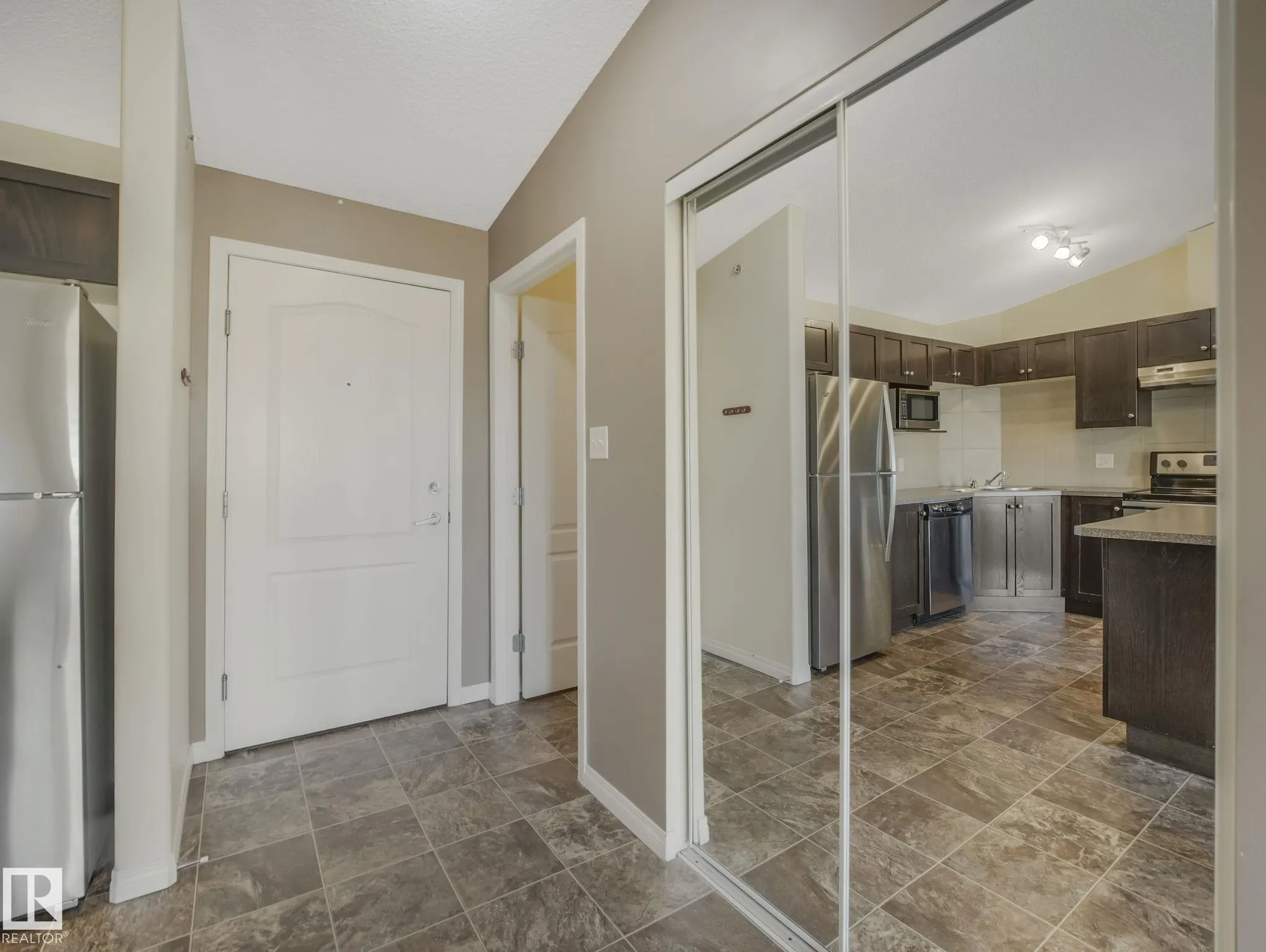 1520 Hammond Gate