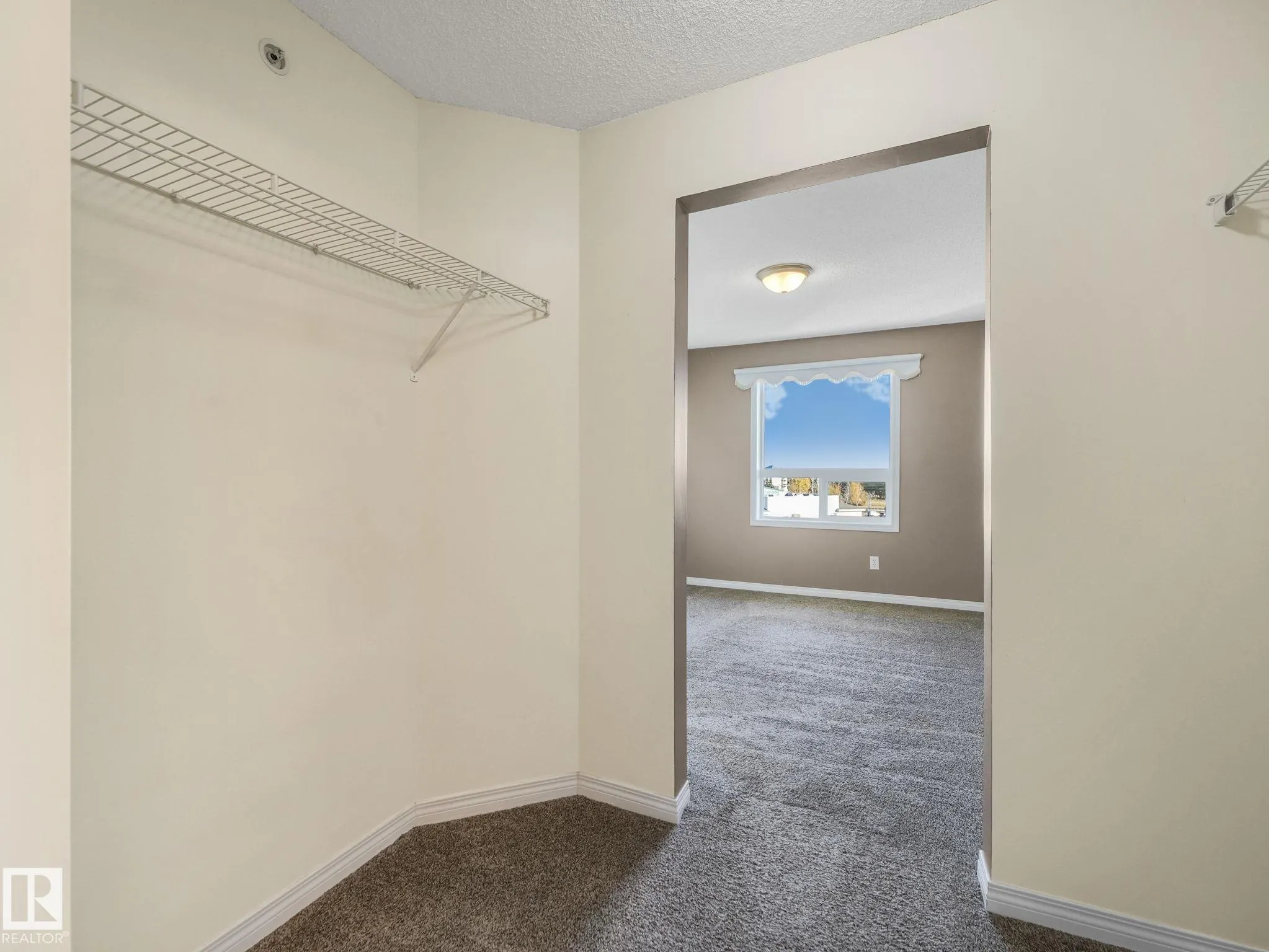 1520 Hammond Gate
