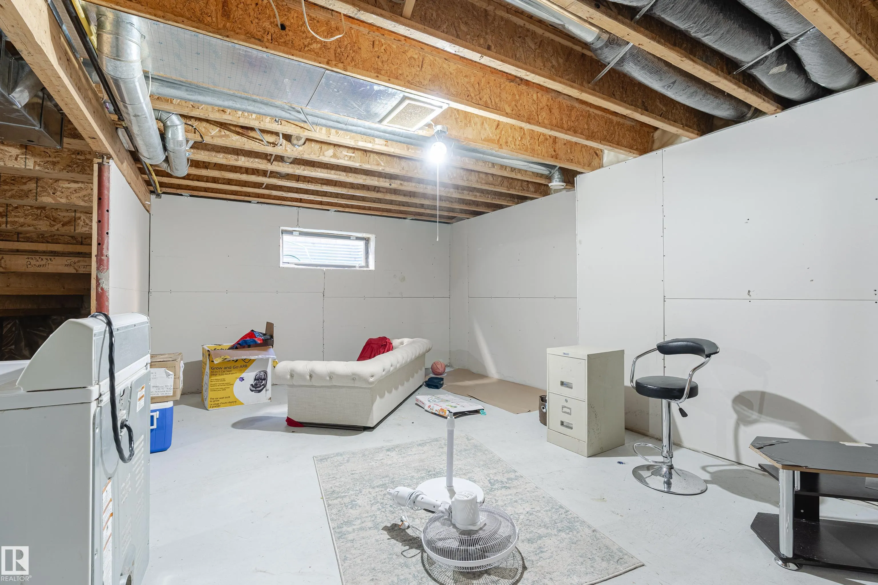 115 RUE MAGNAN