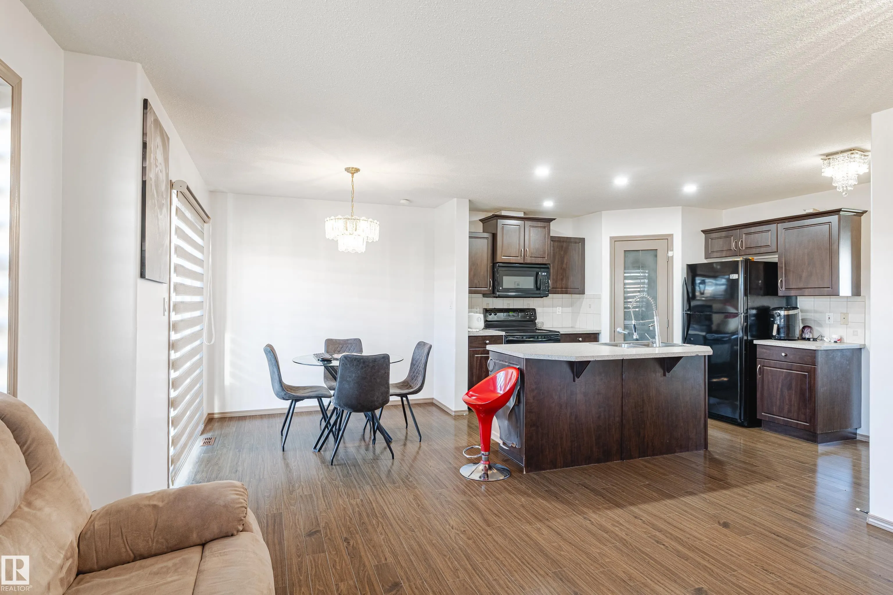 115 RUE MAGNAN