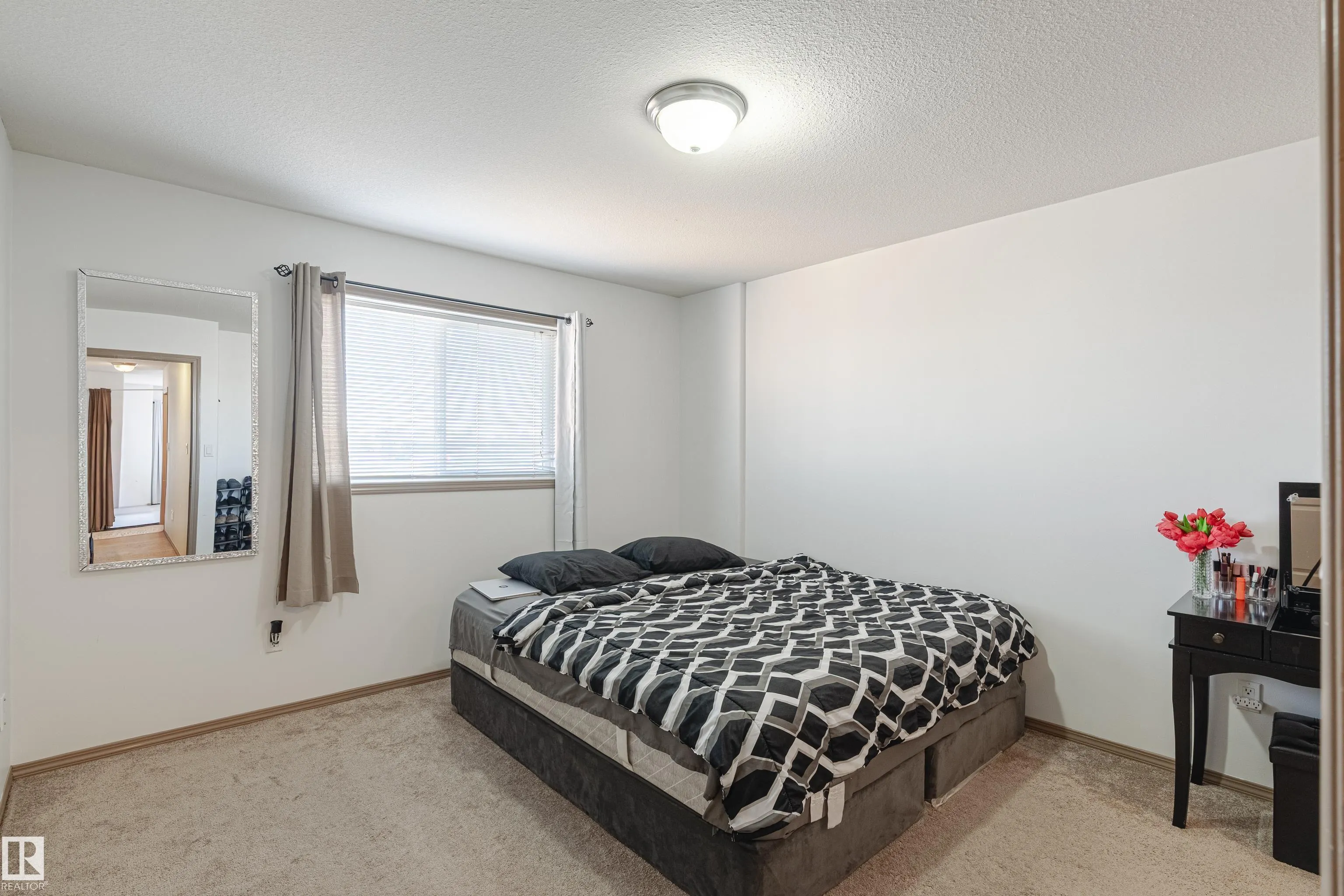 115 RUE MAGNAN
