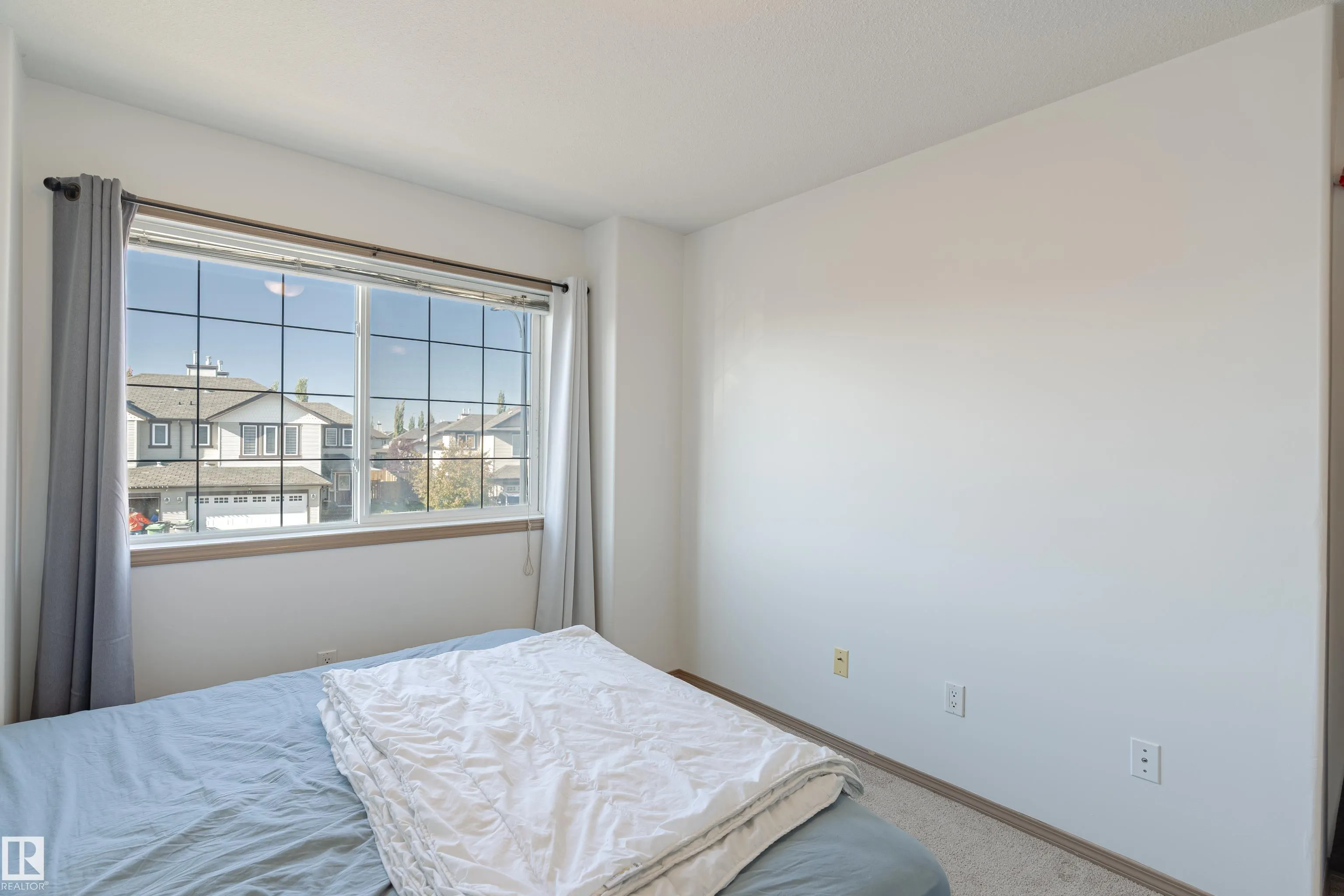 115 RUE MAGNAN