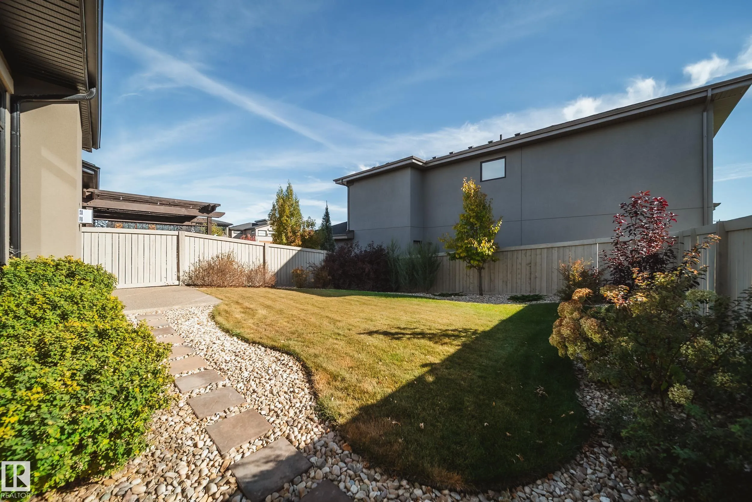 4605 KNIGHT Point(e)