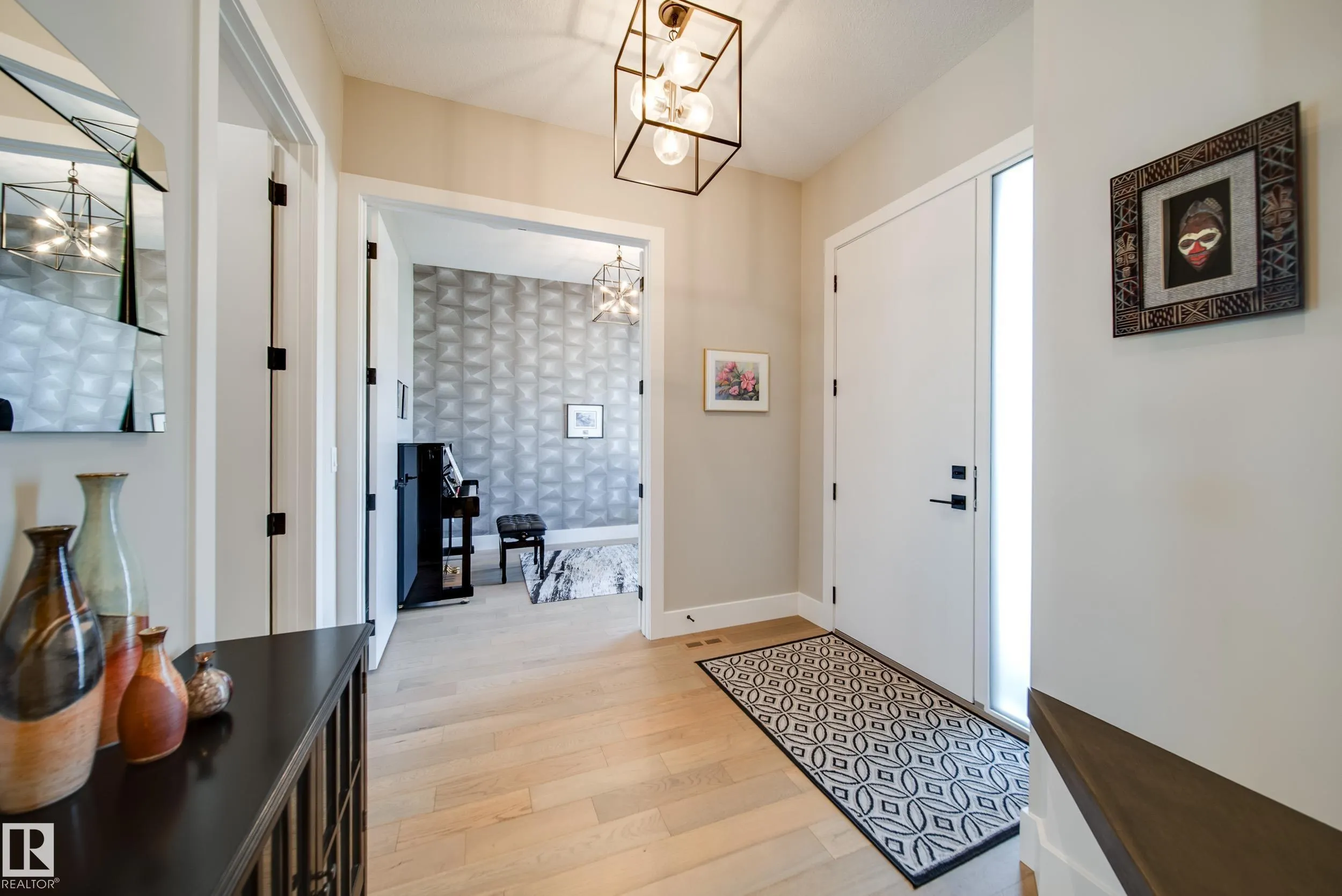4605 KNIGHT Point(e)