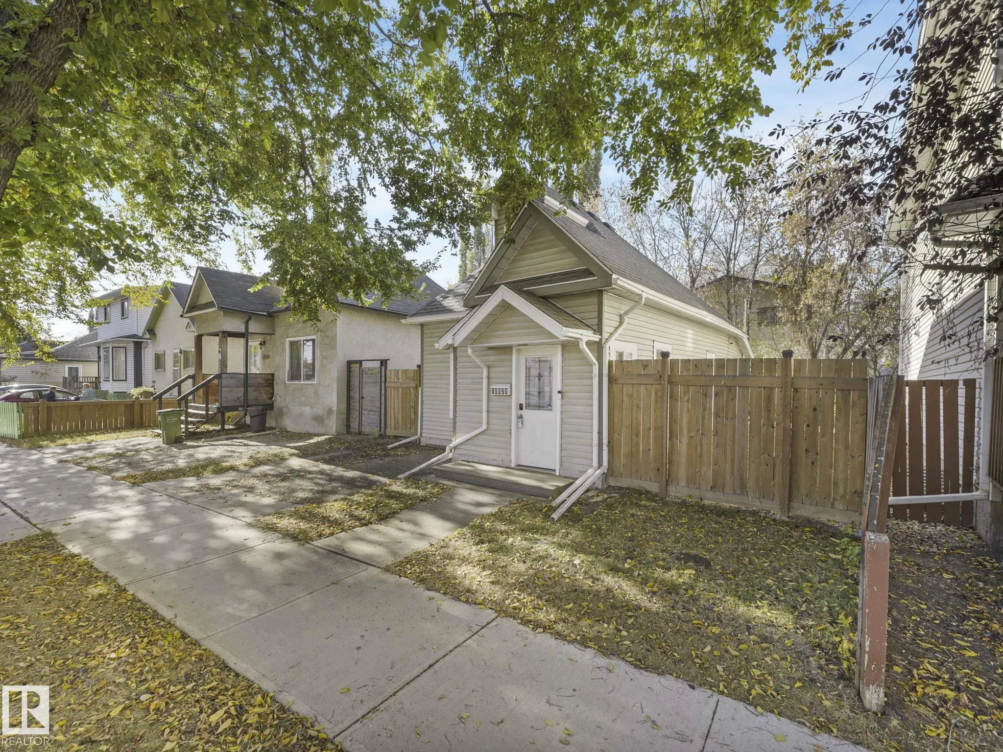10920 92 Street