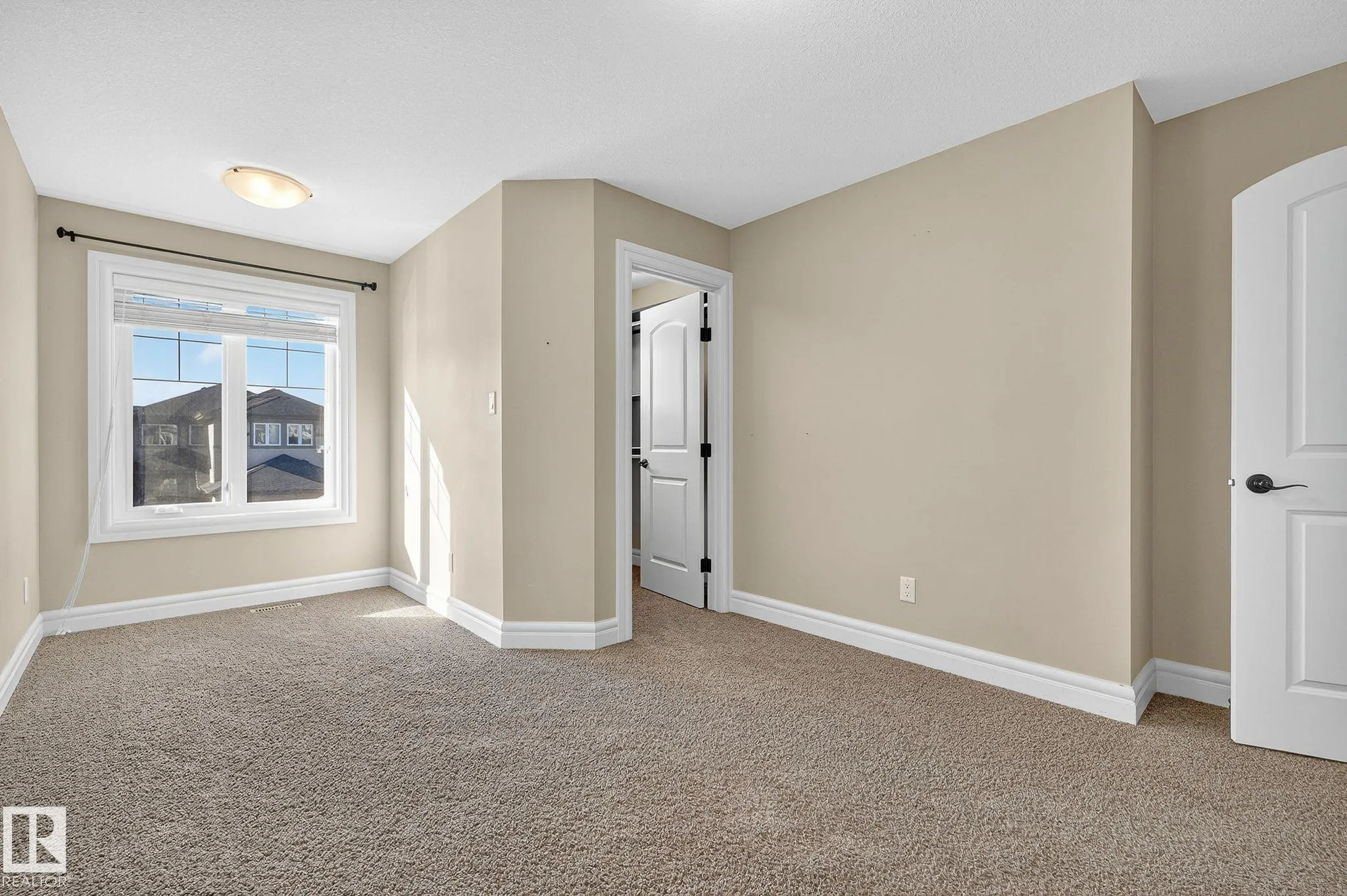 3841 GALLINGER Loop