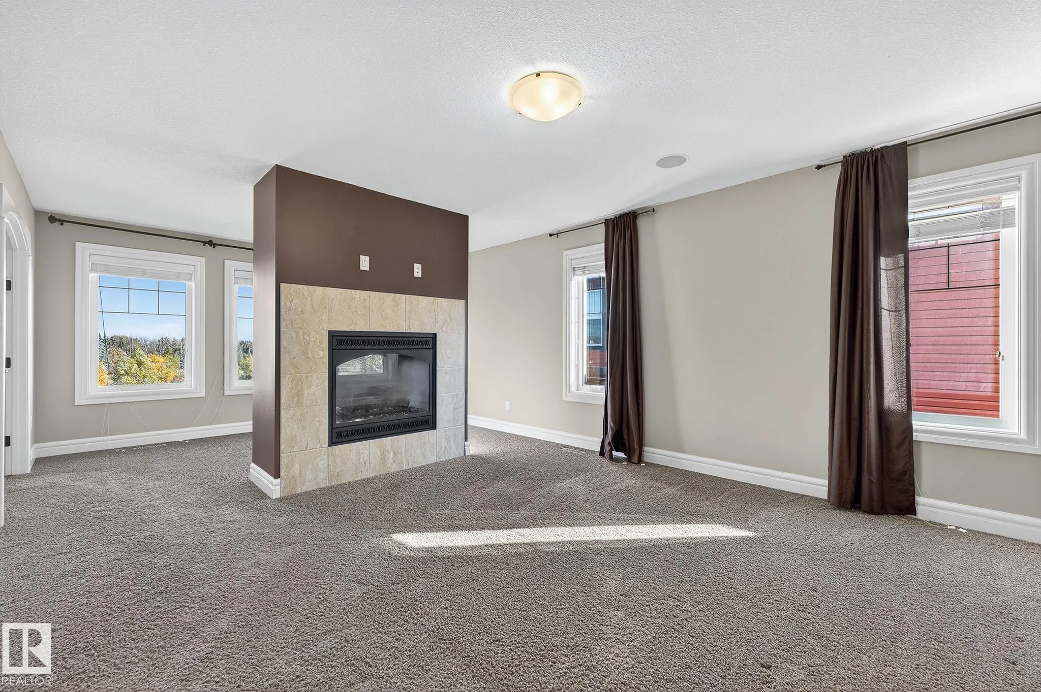 3841 GALLINGER Loop