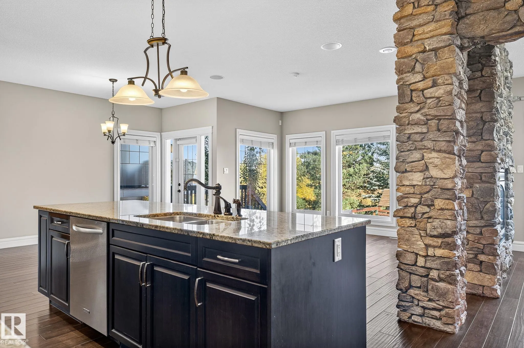 3841 GALLINGER Loop