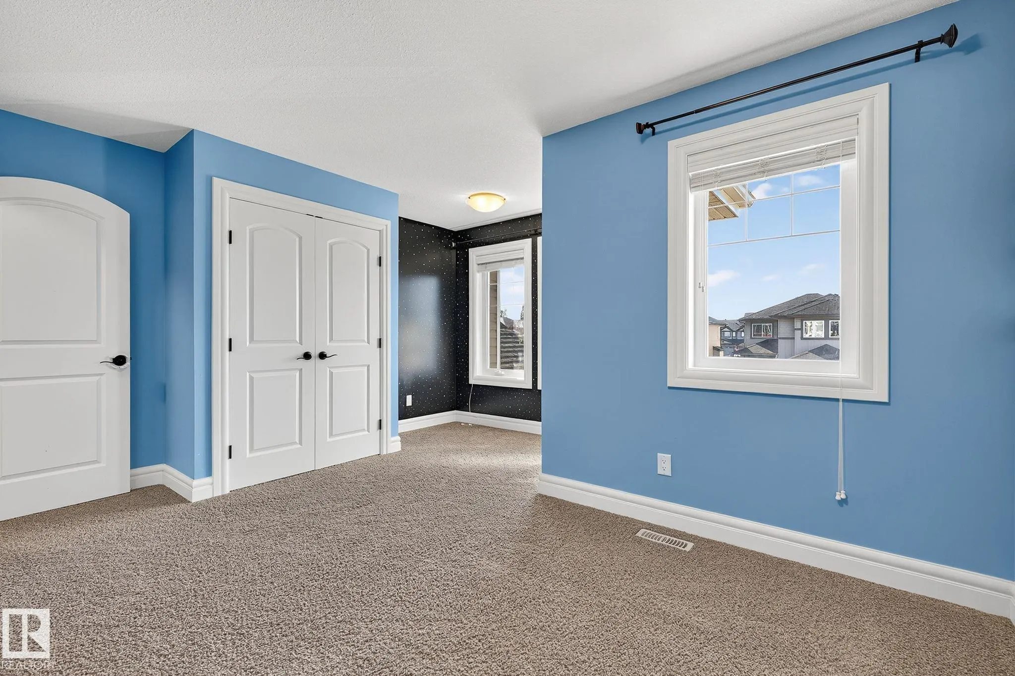 3841 GALLINGER Loop