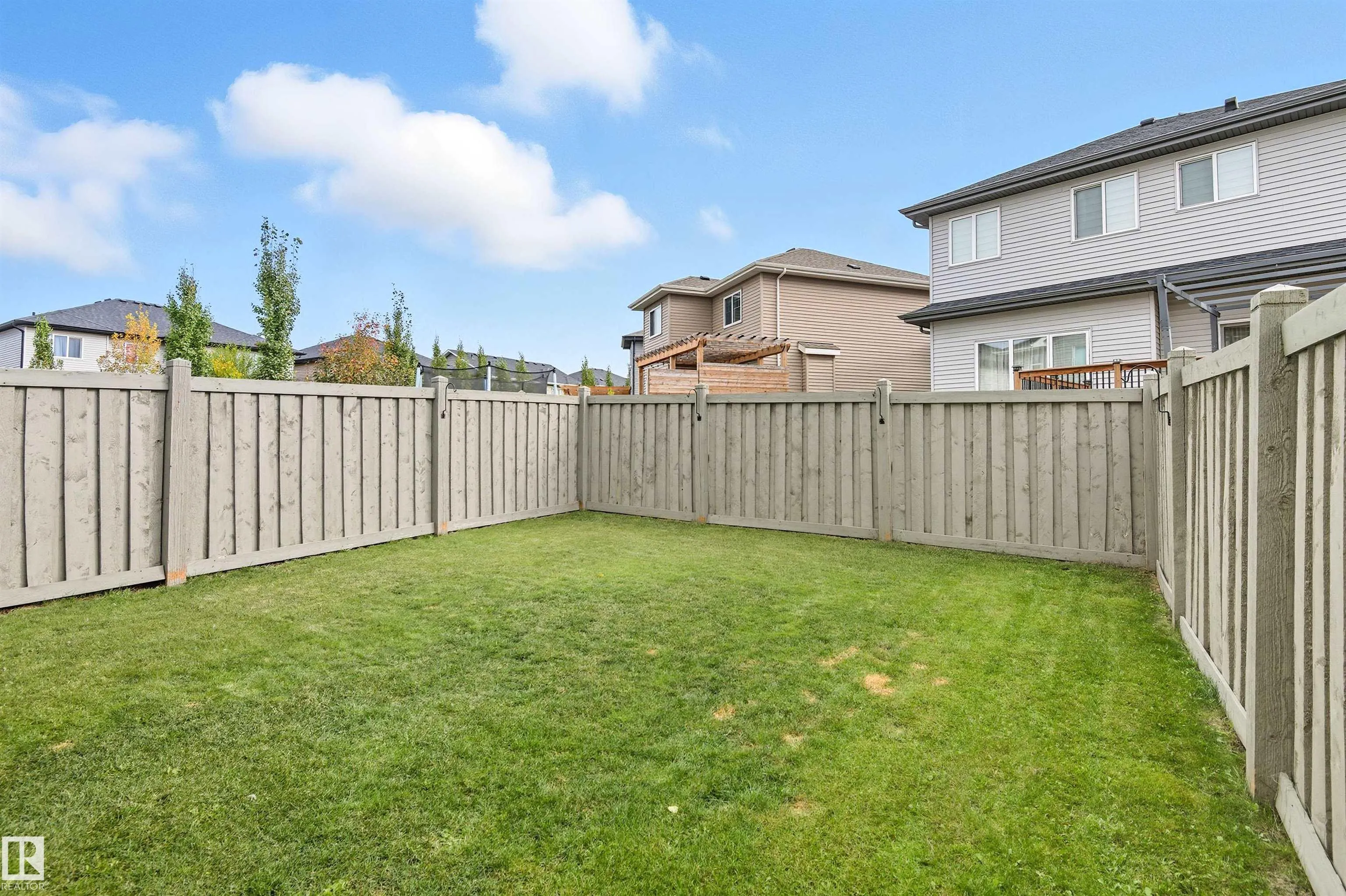 8534 CUSHING Place