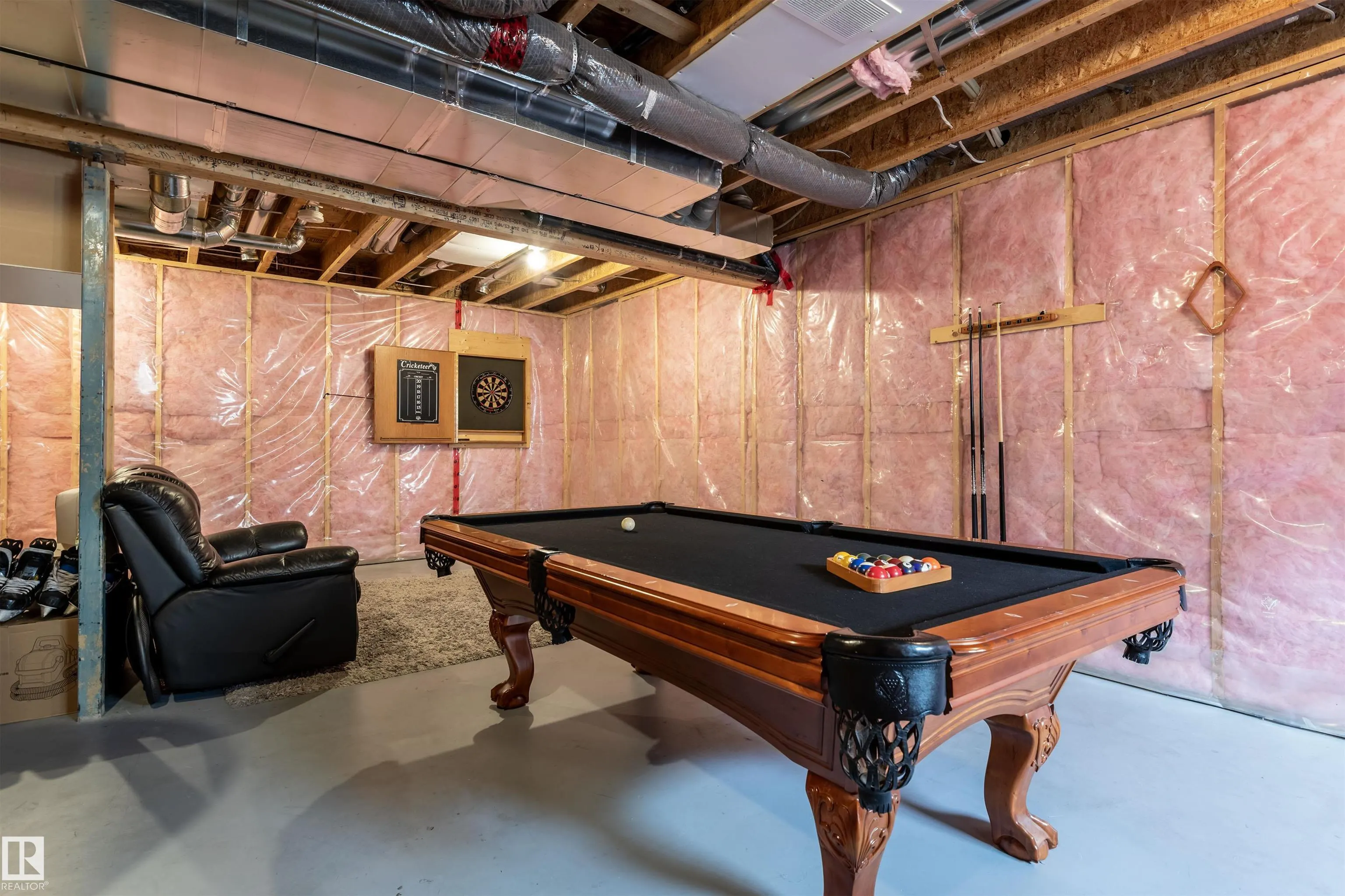 8534 CUSHING Place