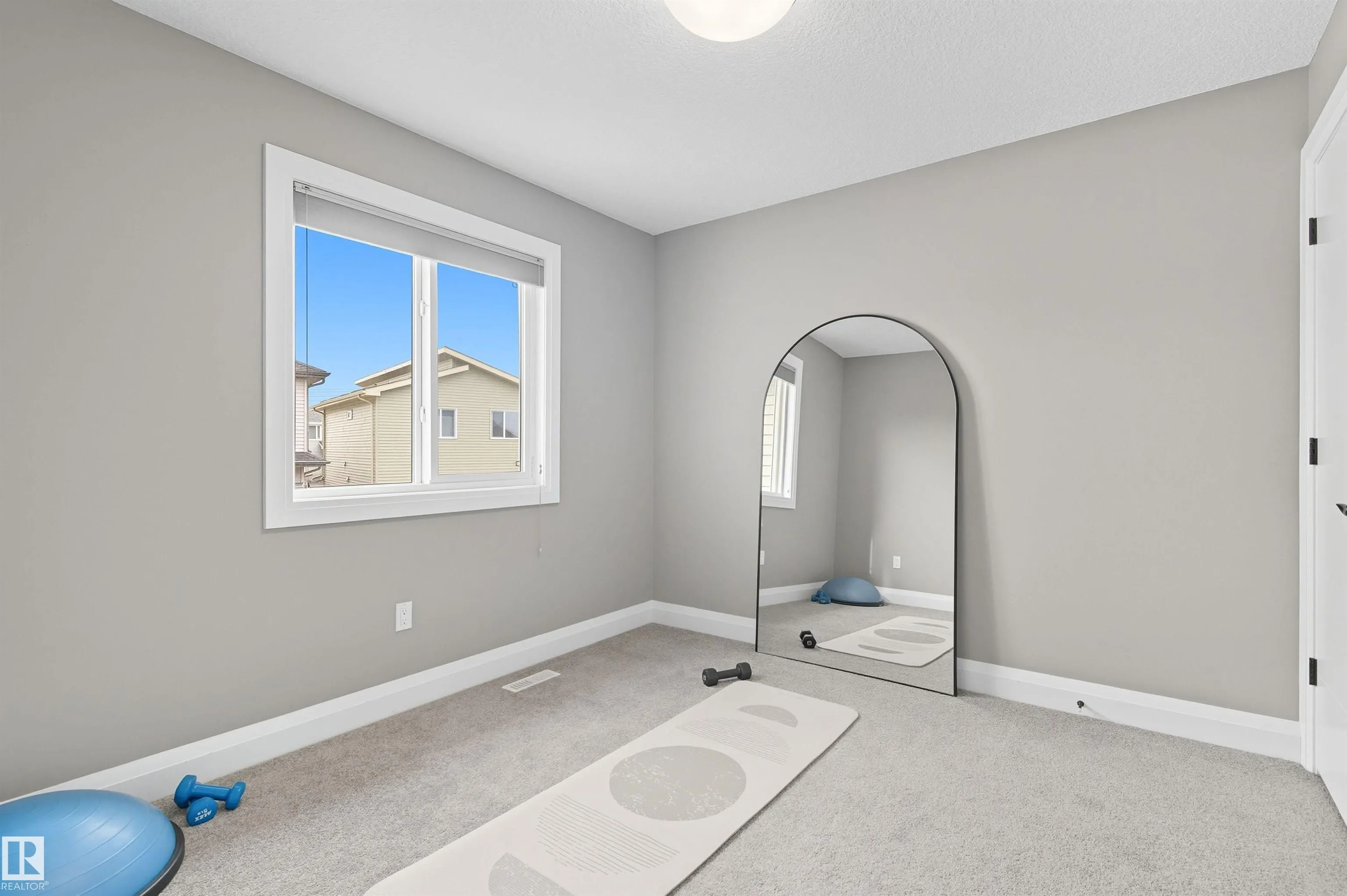 8534 CUSHING Place