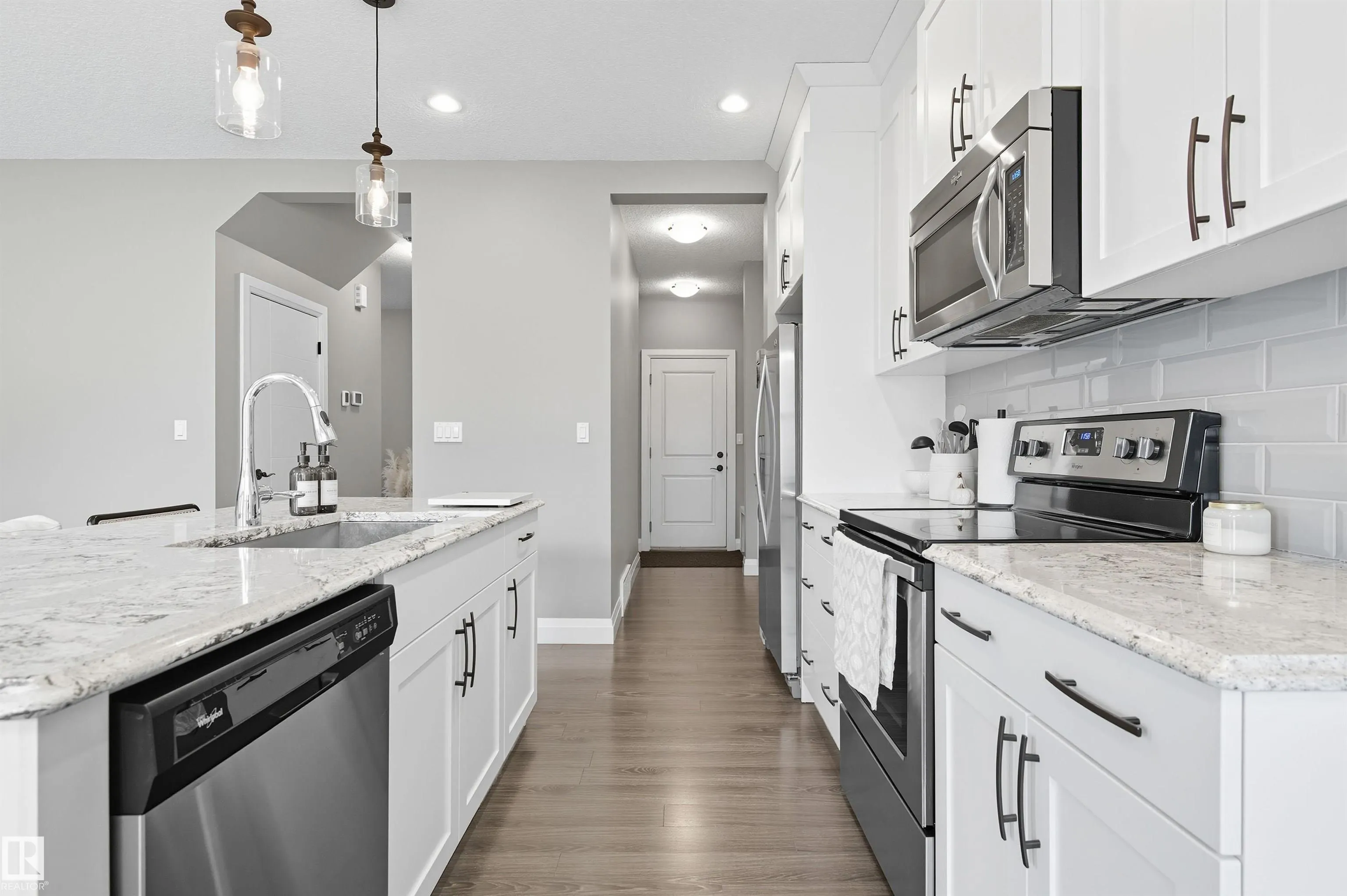 8534 CUSHING Place