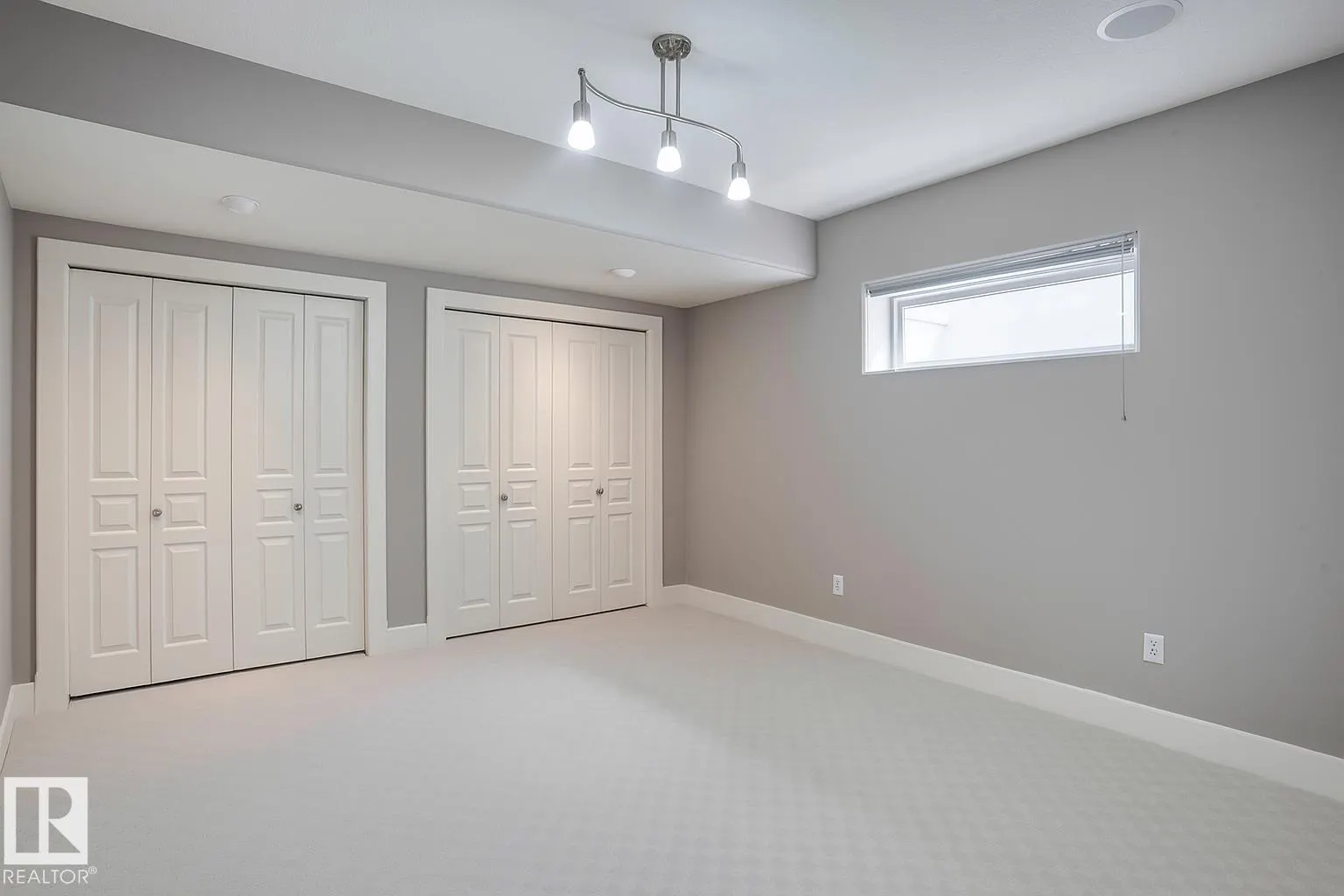 1832 BOWMAN Point(e)