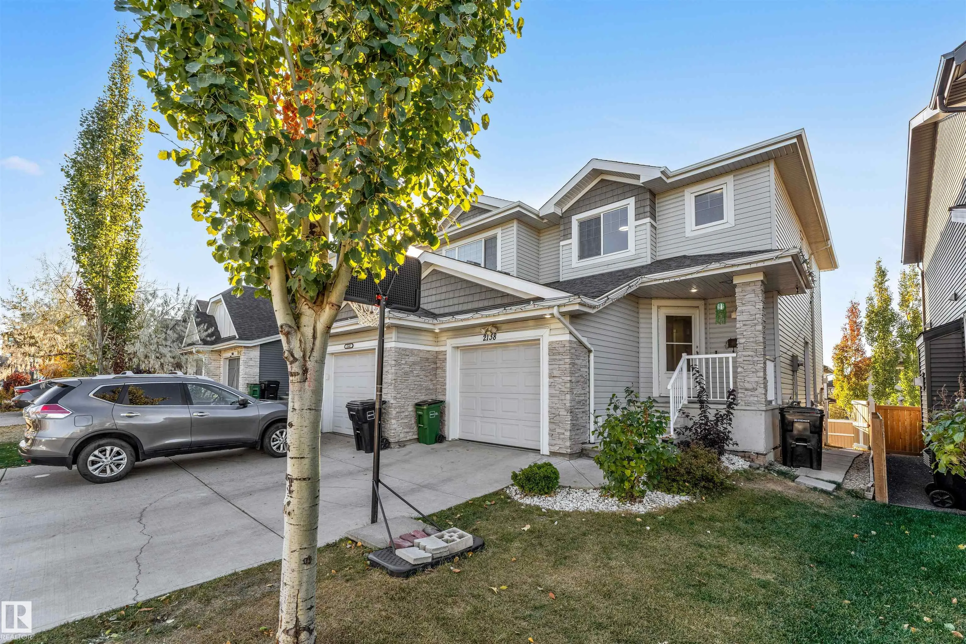 2138 52A Street